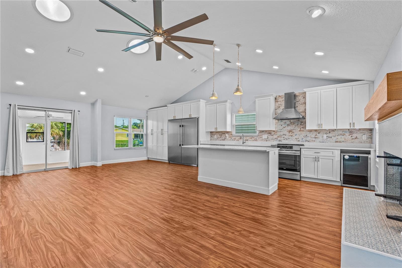 Open Living - 762 PINE SHORES CIR, NEW SMYRNA BEACH