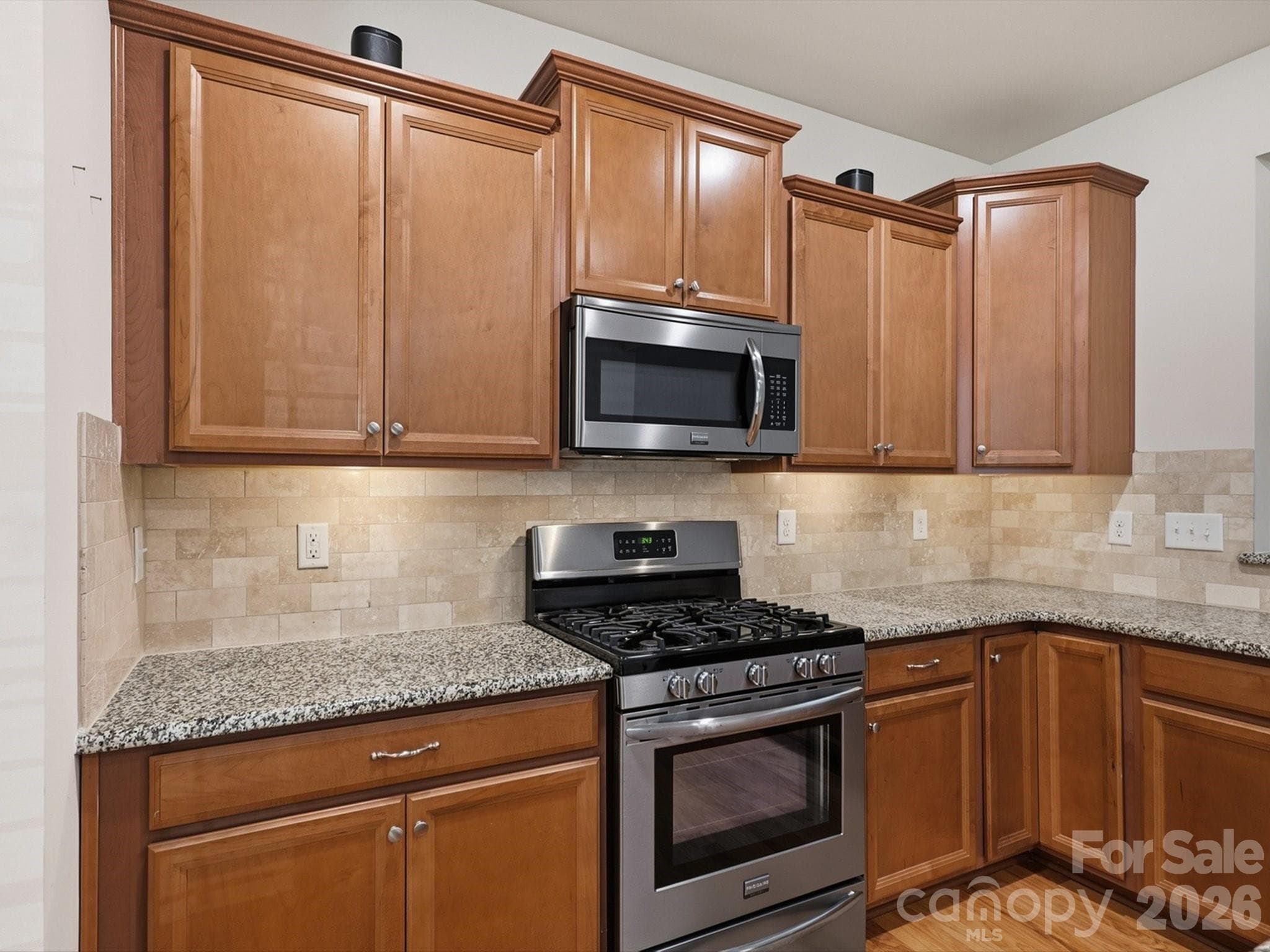 Single Family Residence at 141 Carmen Way, Lancaster, photo 14 of 43