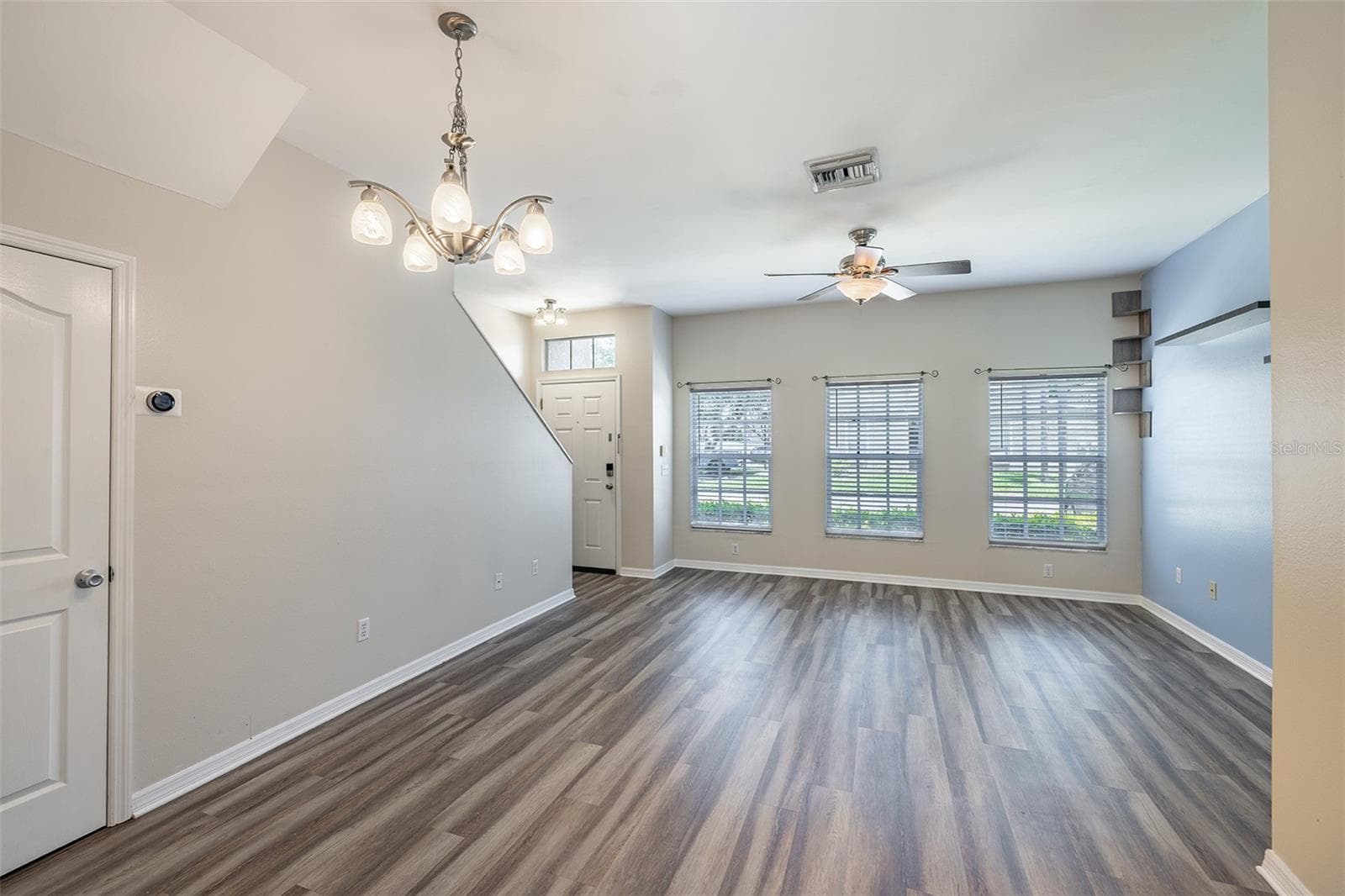 Townhouse at 4310 FINCASTLE CT, TAMPA, photo 12 of 49