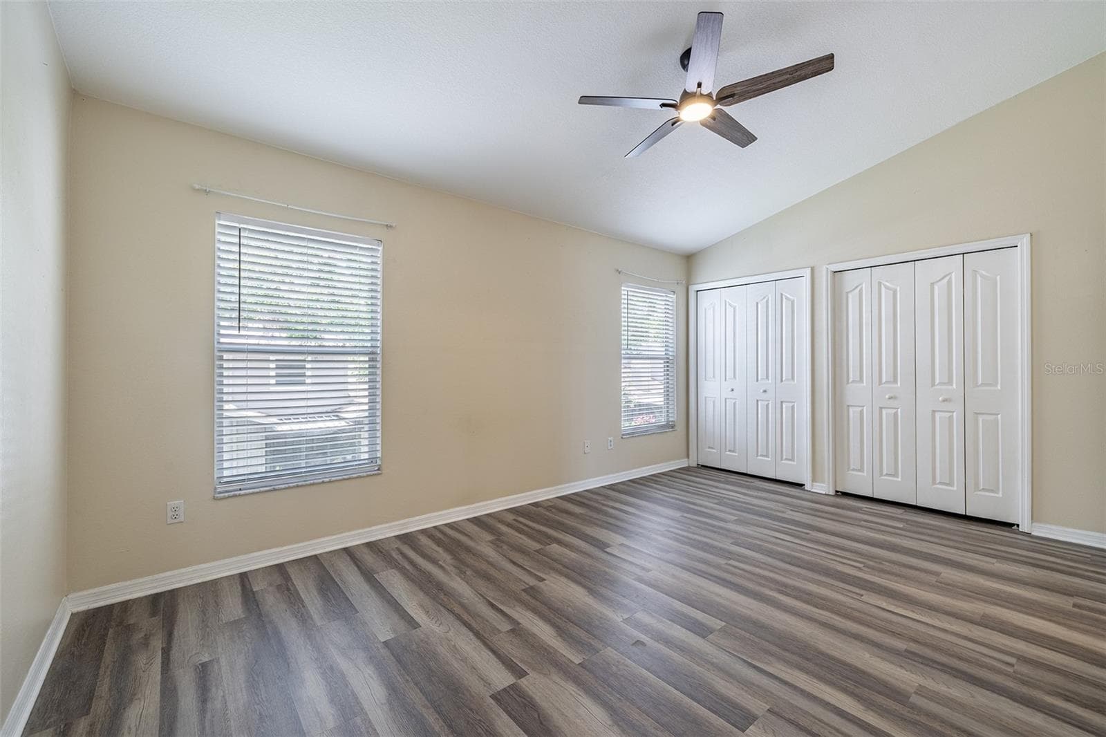 Townhouse at 4310 FINCASTLE CT, TAMPA, photo 24 of 49