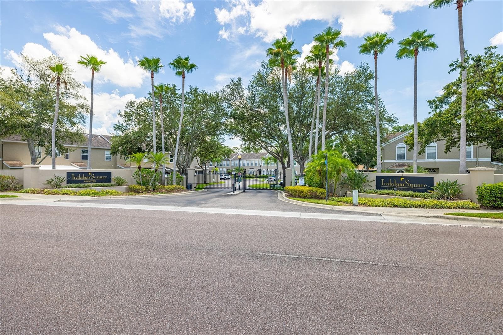 Townhouse at 4310 FINCASTLE CT, TAMPA, photo 5 of 49