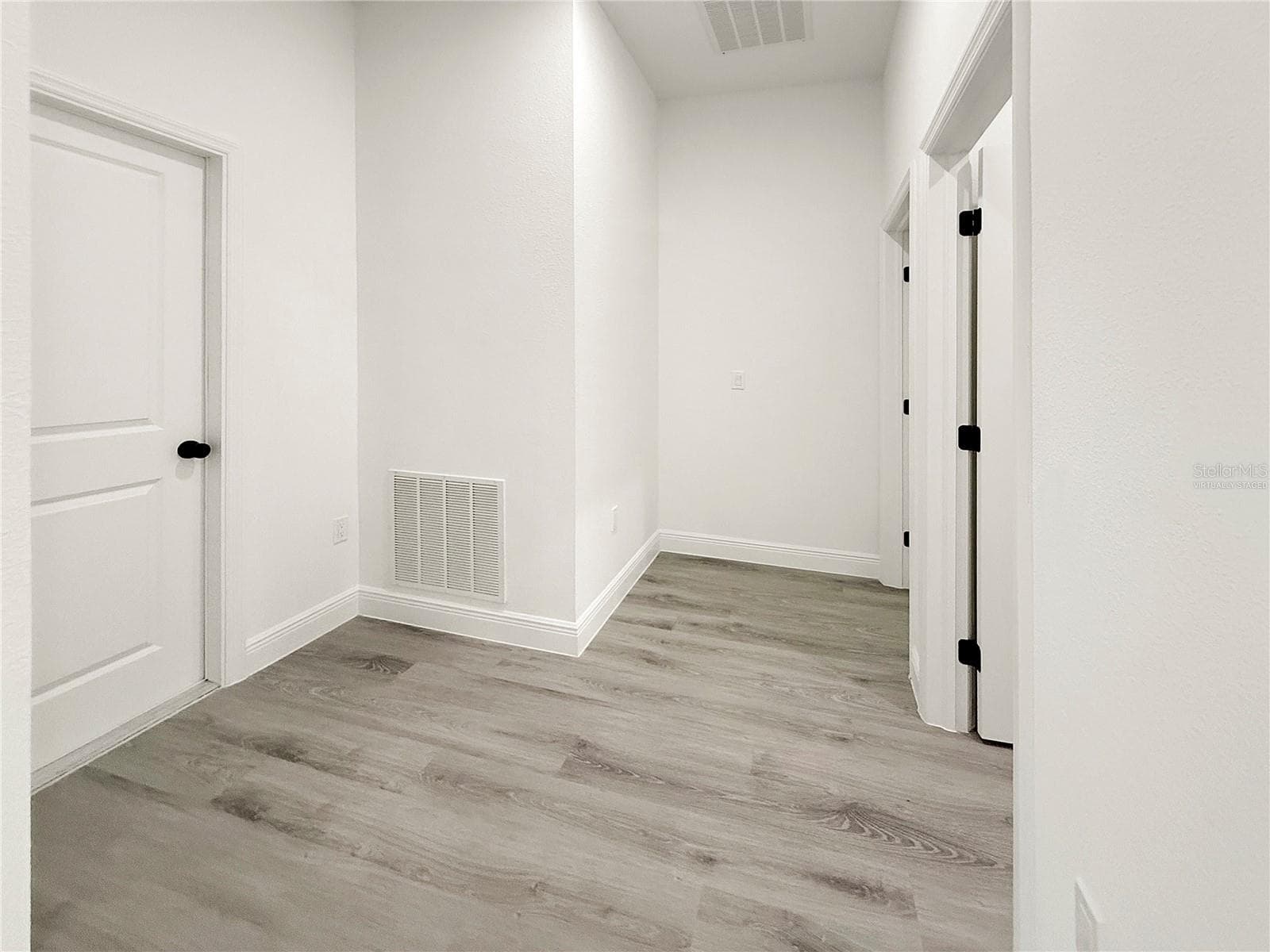 Virtually Staged - 16158 SW 19TH AVENUE RD, OCALA