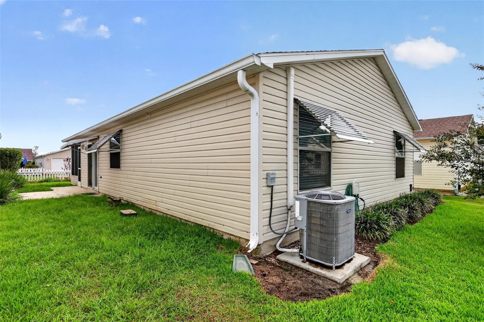 Villa at 483 HILDALGO DR, THE VILLAGES, photo 25 of 29
