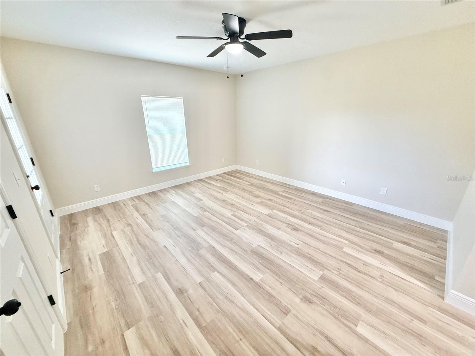 Master Suite - 17229 SW 42ND TER, OCALA