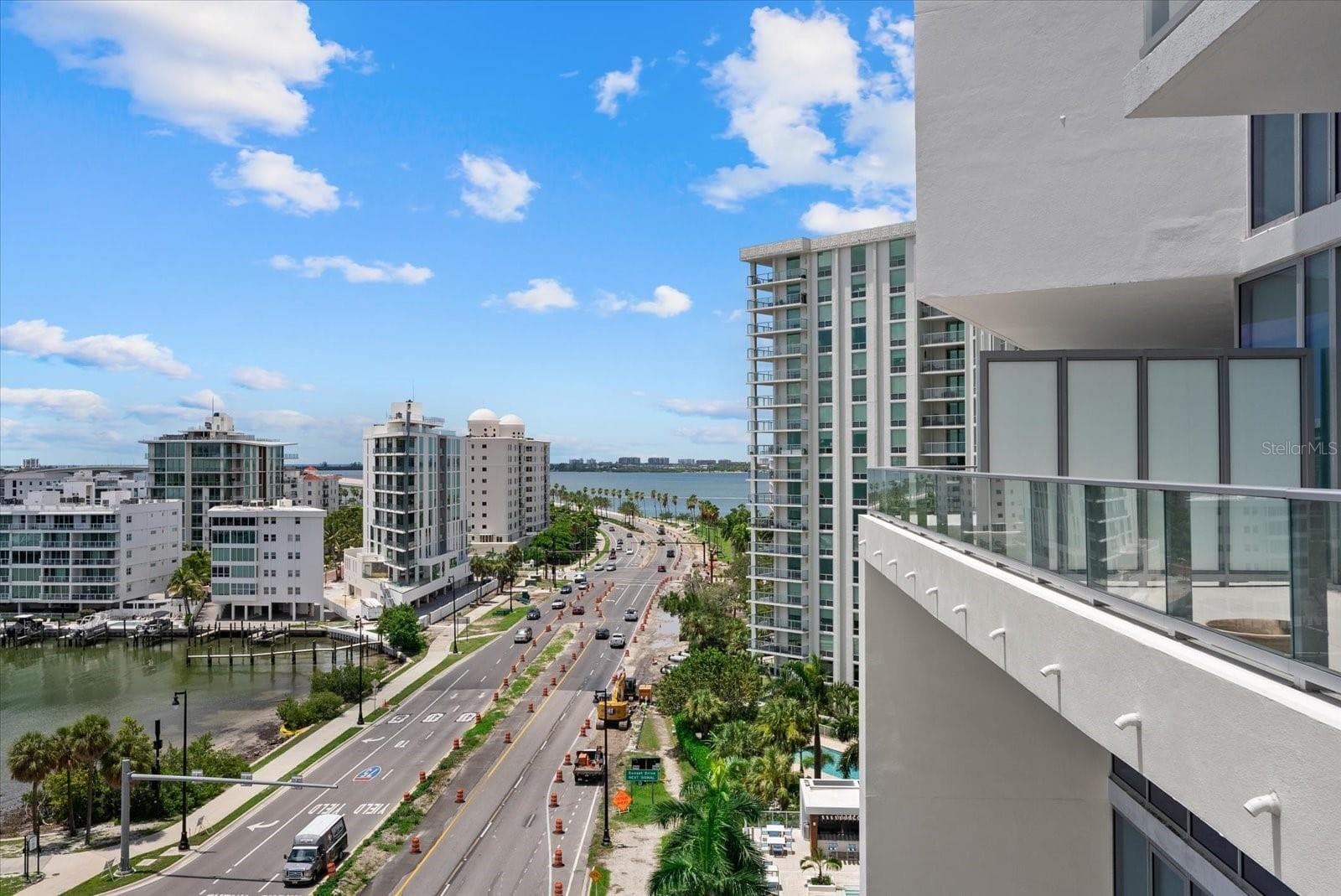 Short drive to St. Armand’s, Lido & Longboat Key beaches - 1155 N GULFSTREAM AVE #807, SARASOTA