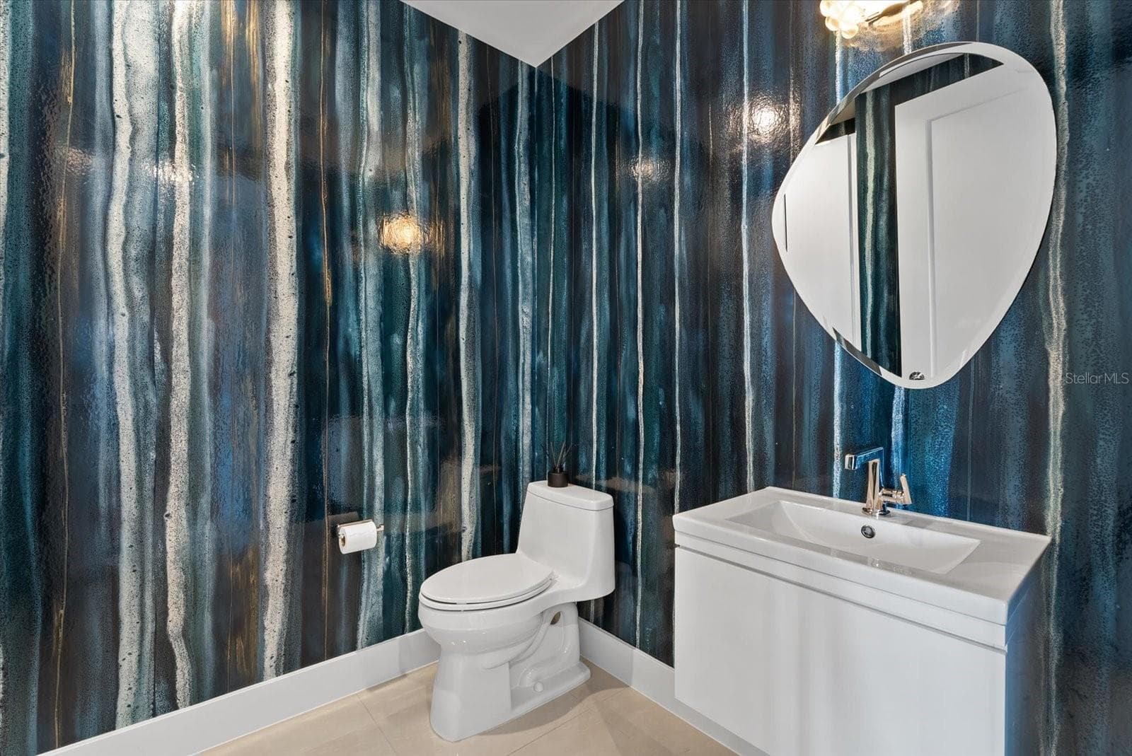 Half Bath in hallway - 1155 N GULFSTREAM AVE #807, SARASOTA