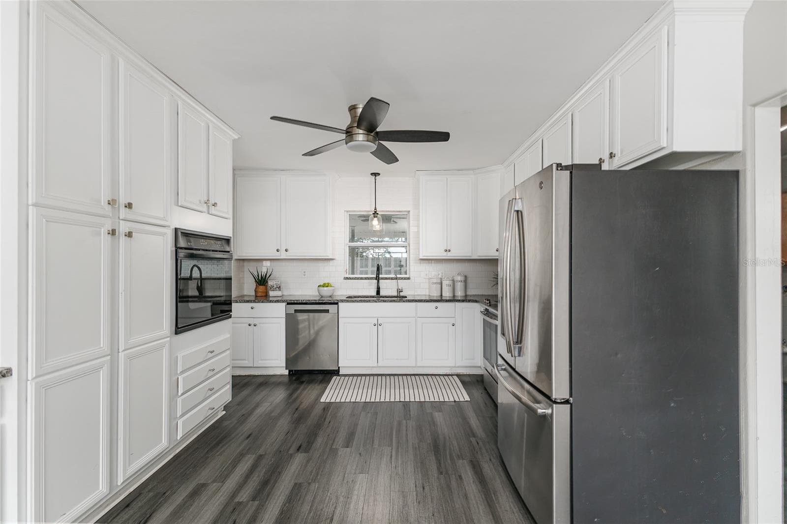 Single Family Residence at 2925 E LAKE HARTRIDGE DR, WINTER HAVEN, photo 16 of 57