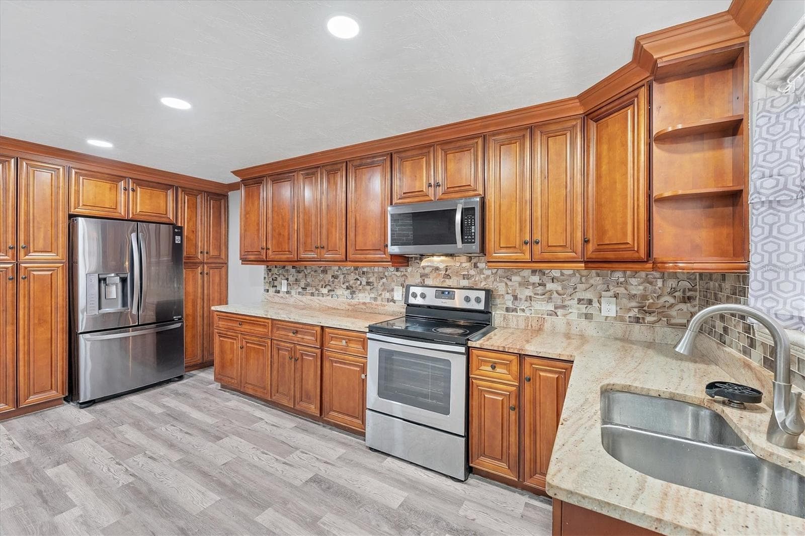 Single Family Residence at 513 25TH AVE W, BRADENTON, photo 10 of 25