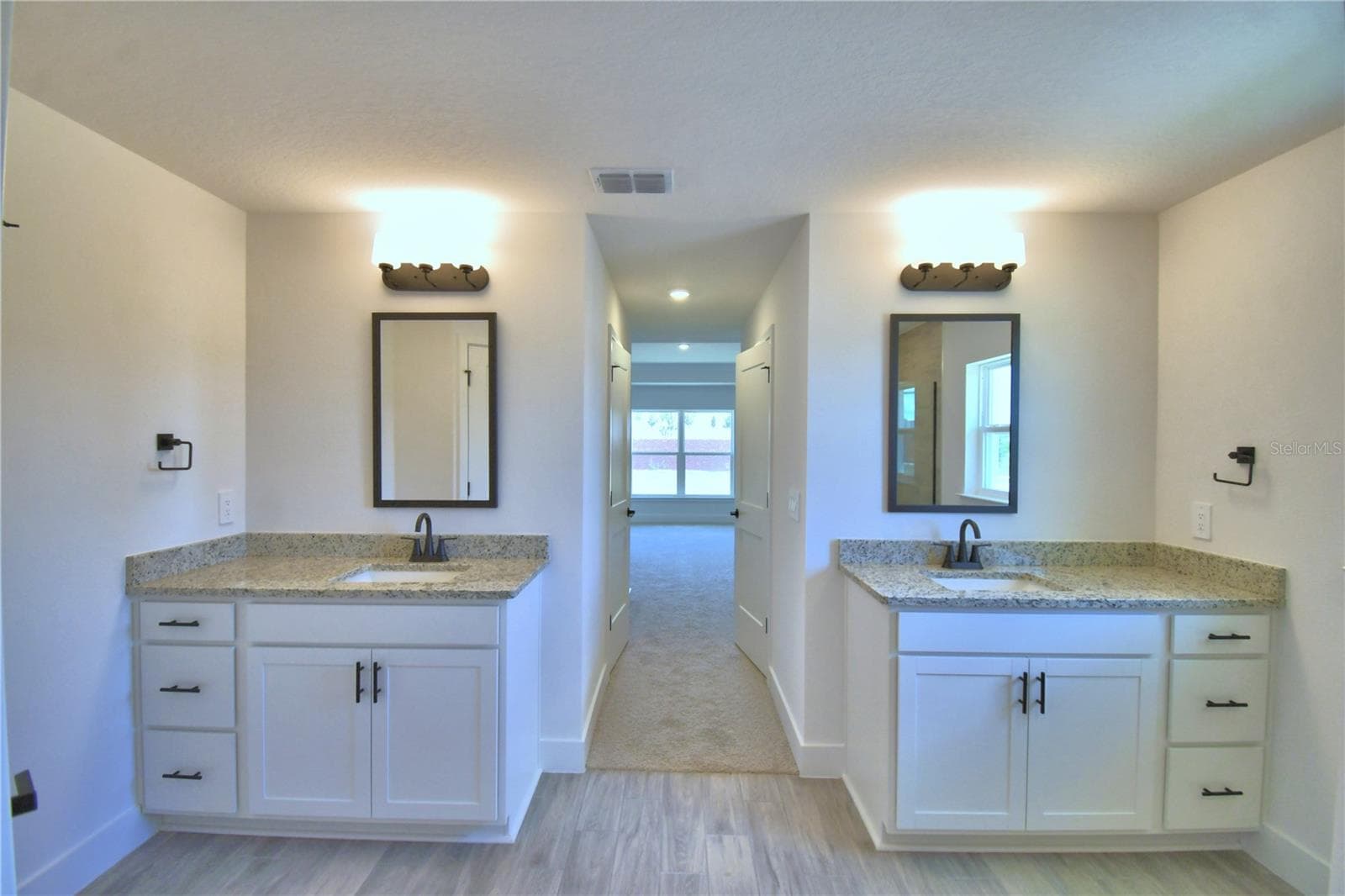 Single Family Residence at 5415 WATERSIDE DR, AUBURNDALE, photo 32 of 58