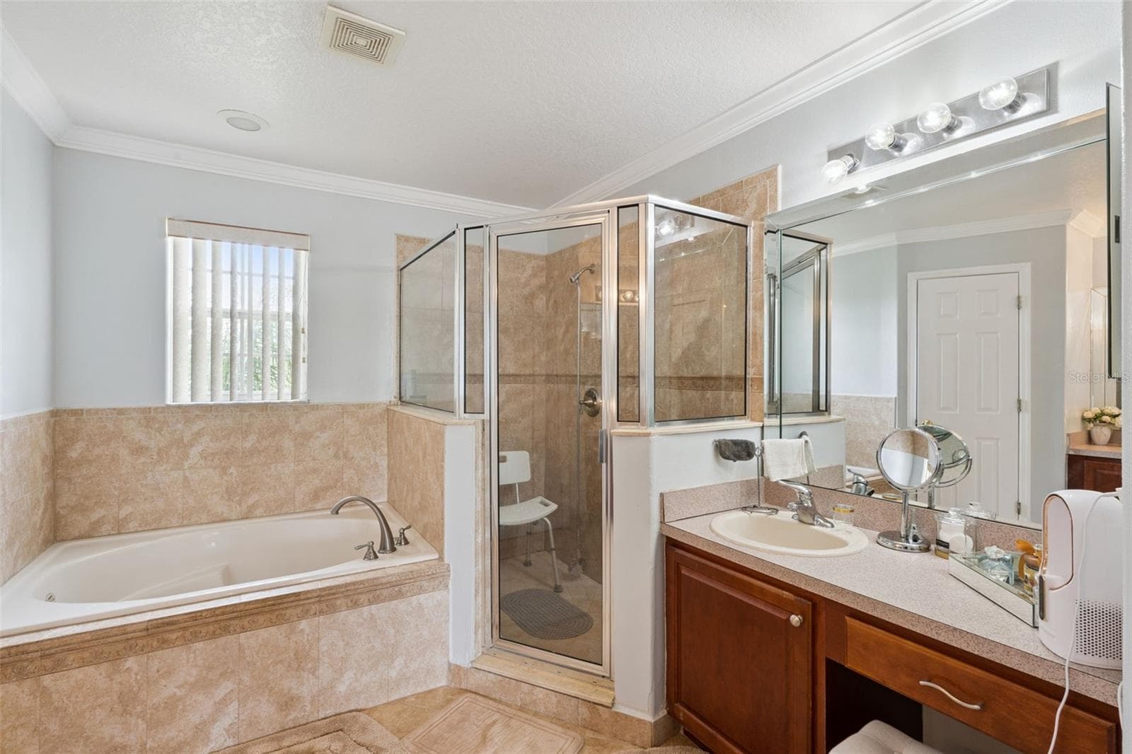 Single Family Residence at 331 ASHBURTON WAY, KISSIMMEE, photo 22 of 36
