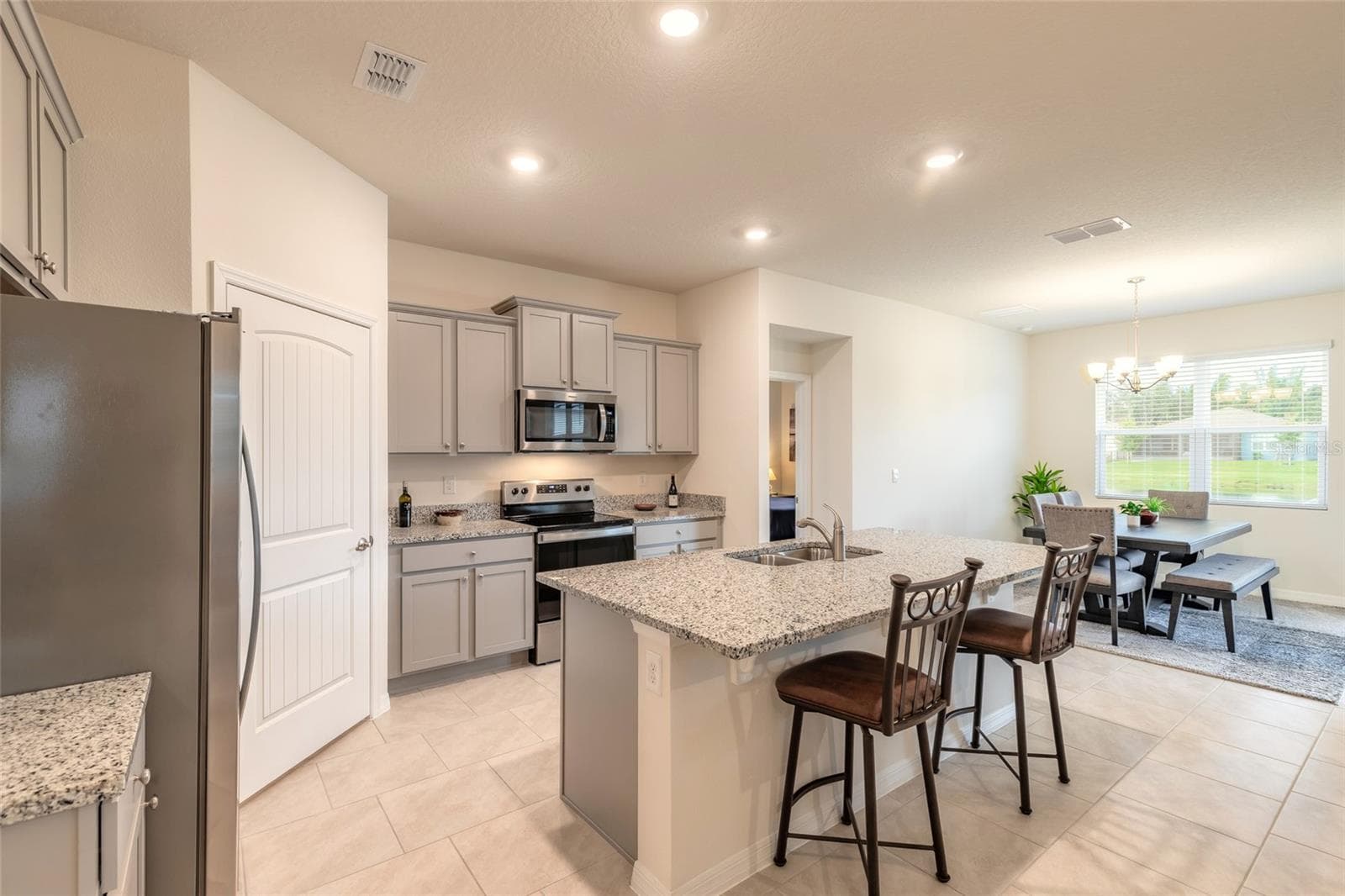 Single Family Residence at 1413 SYLES DR, NEW SMYRNA BEACH, photo 4 of 40