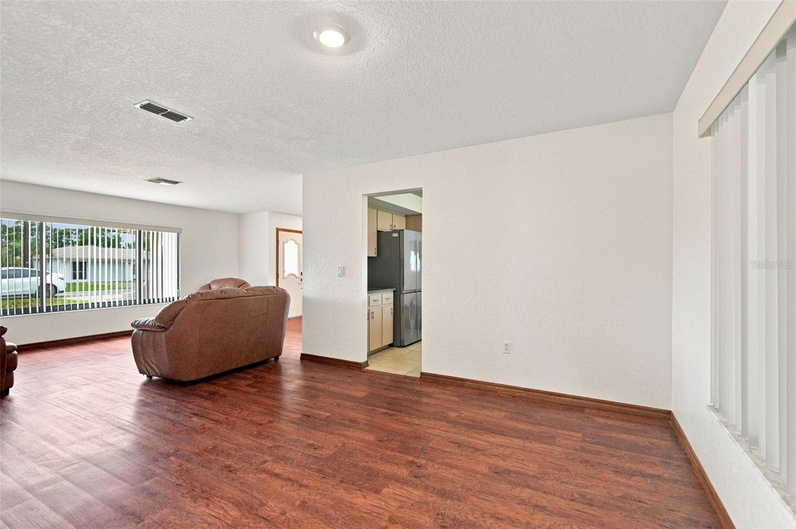 Single Family Residence at 10308 GIFFORD DR, SPRING HILL, photo 8 of 35