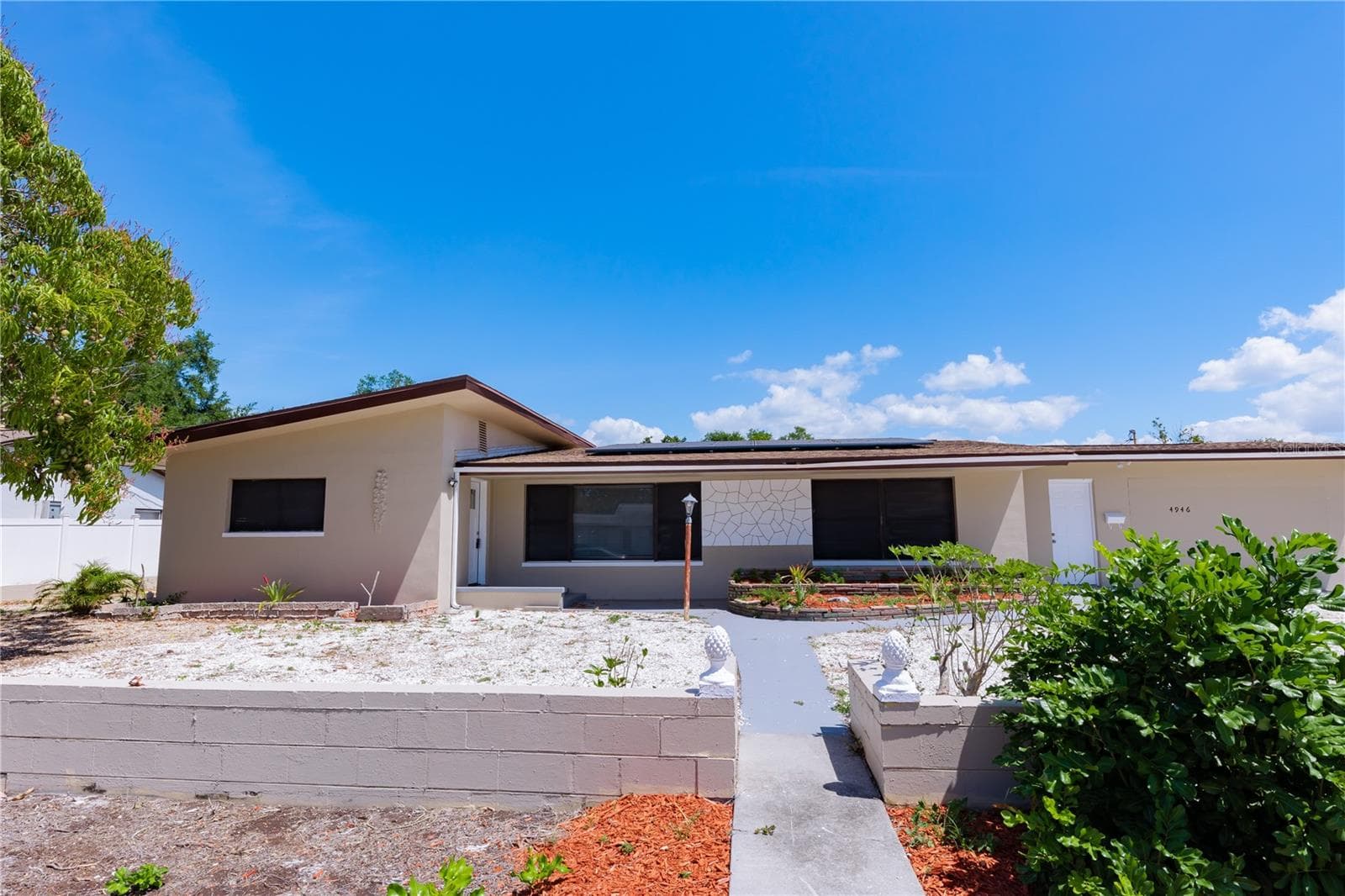 4946 DR MARTIN LUTHER KING JR ST S