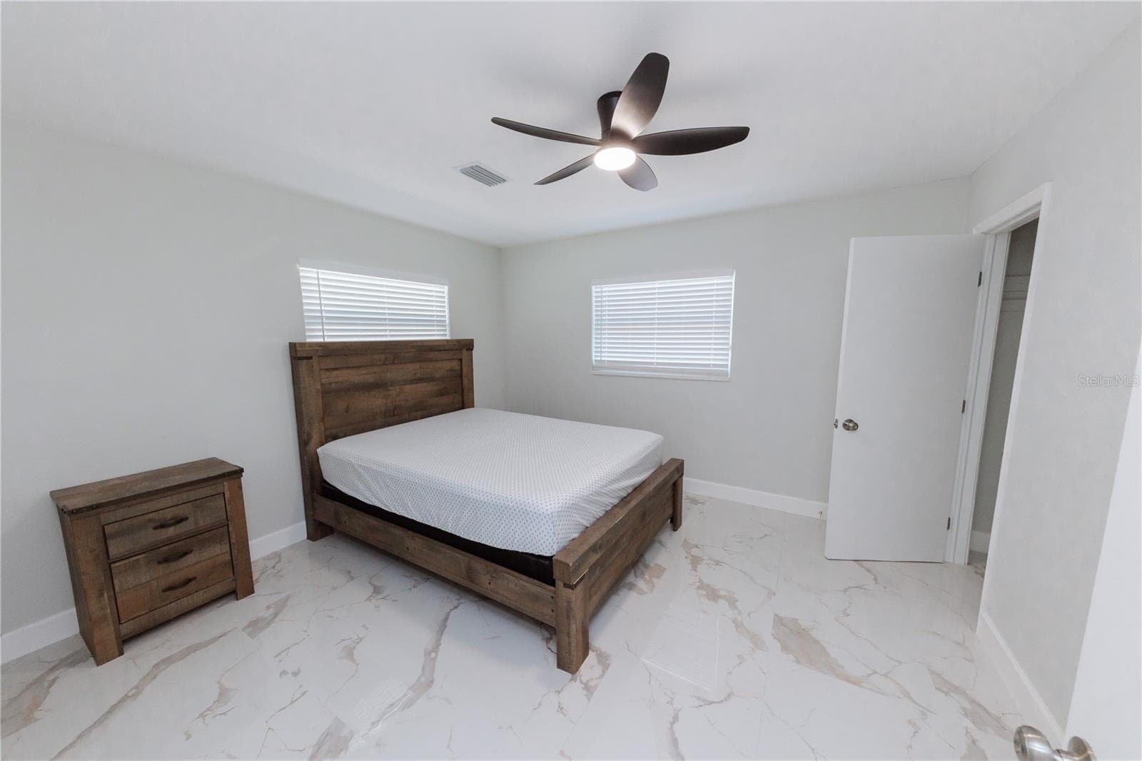 Single Family Residence at 4946 DR MARTIN LUTHER KING JR ST S, ST PETERSBURG, photo 44 of 84