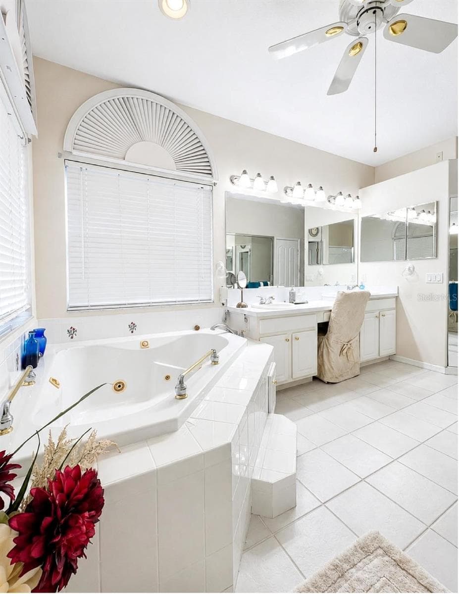 Primary bathroom - 10924 RAIN HOLLOW CT, TRINITY