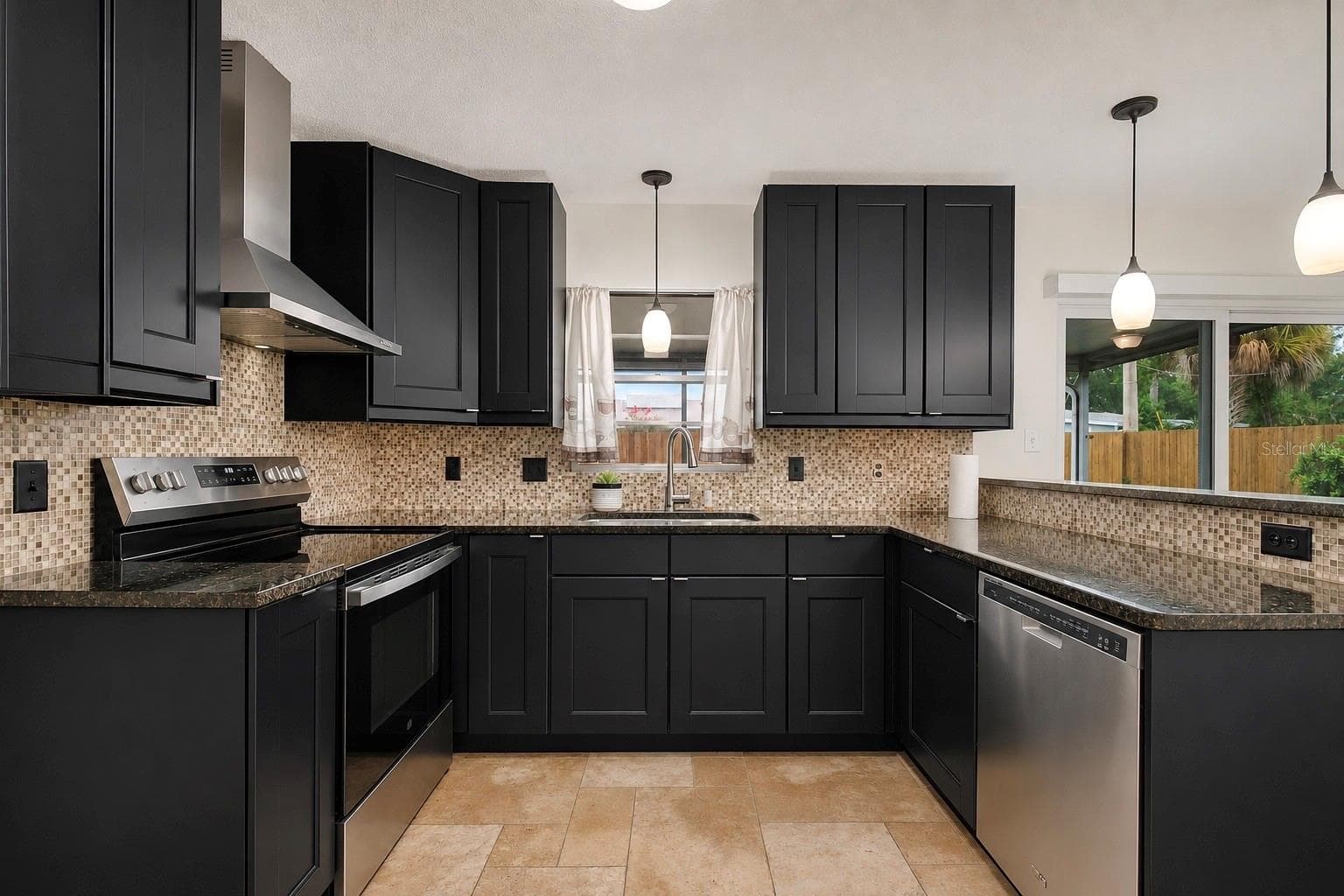 Single Family Residence at 4931 TELLSON PL, ORLANDO, photo 12 of 38