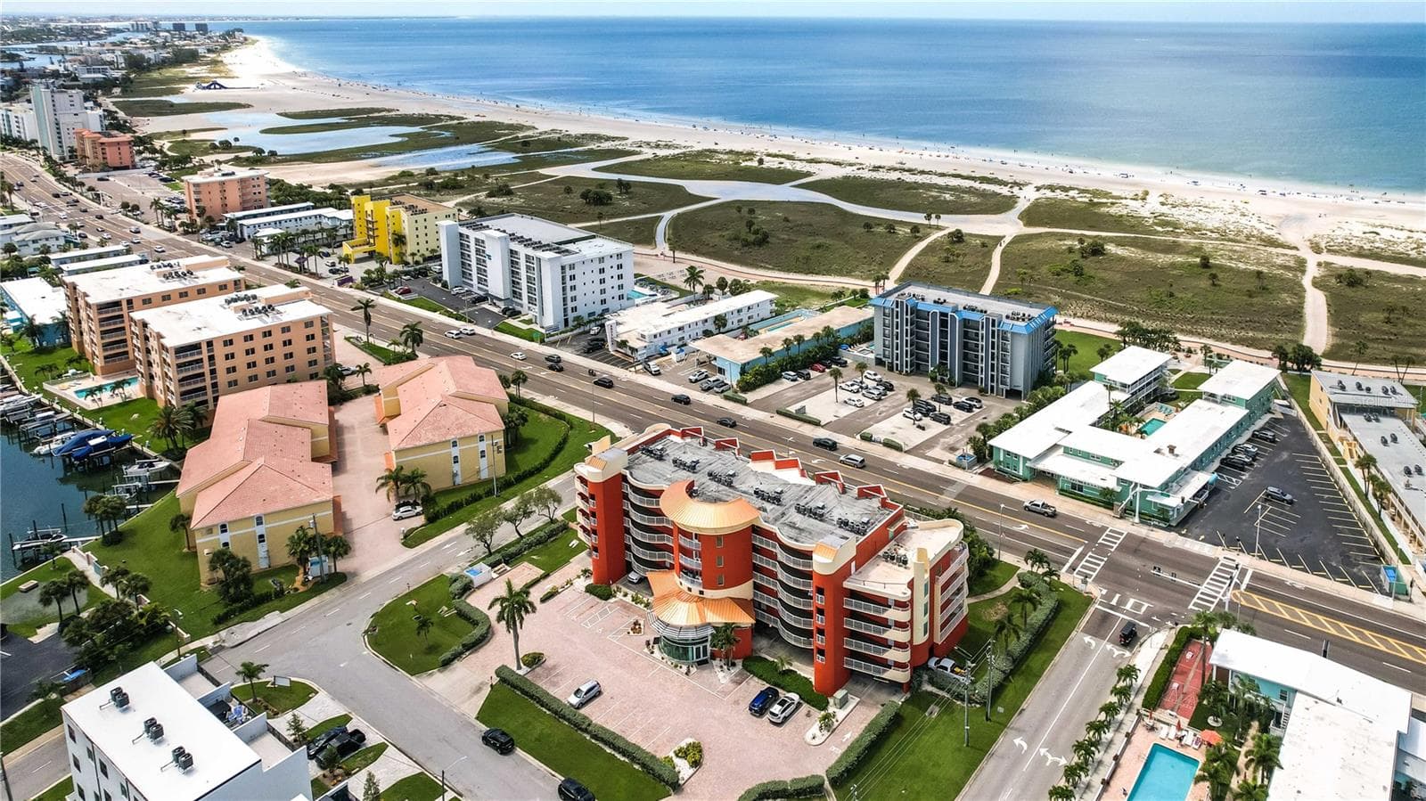 EASY BEACH ACCESS - 11605 GULF BLVD #503, TREASURE ISLAND