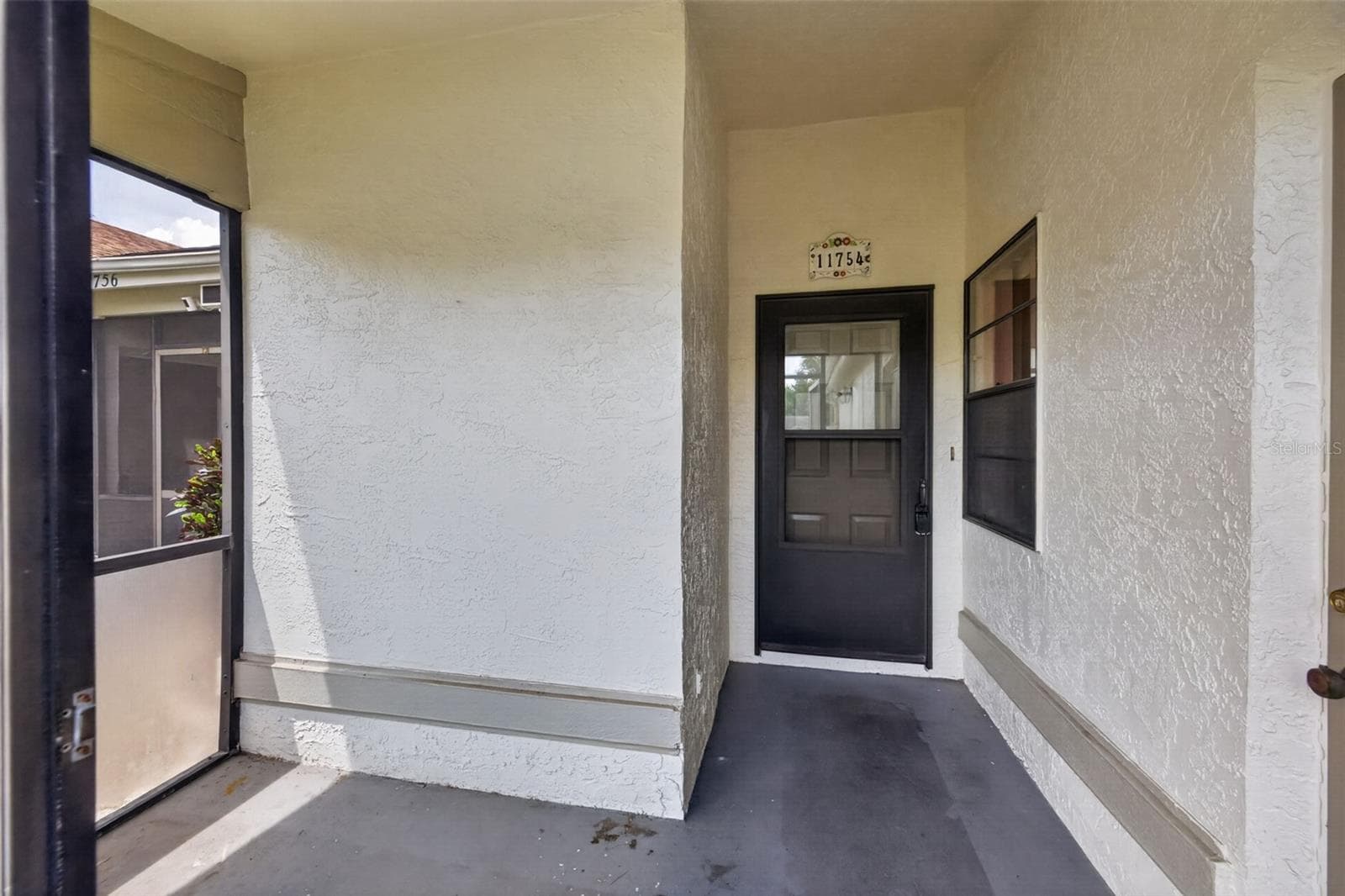 Villa at 11754 SPRING TREE LN, PORT RICHEY, photo 4 of 23
