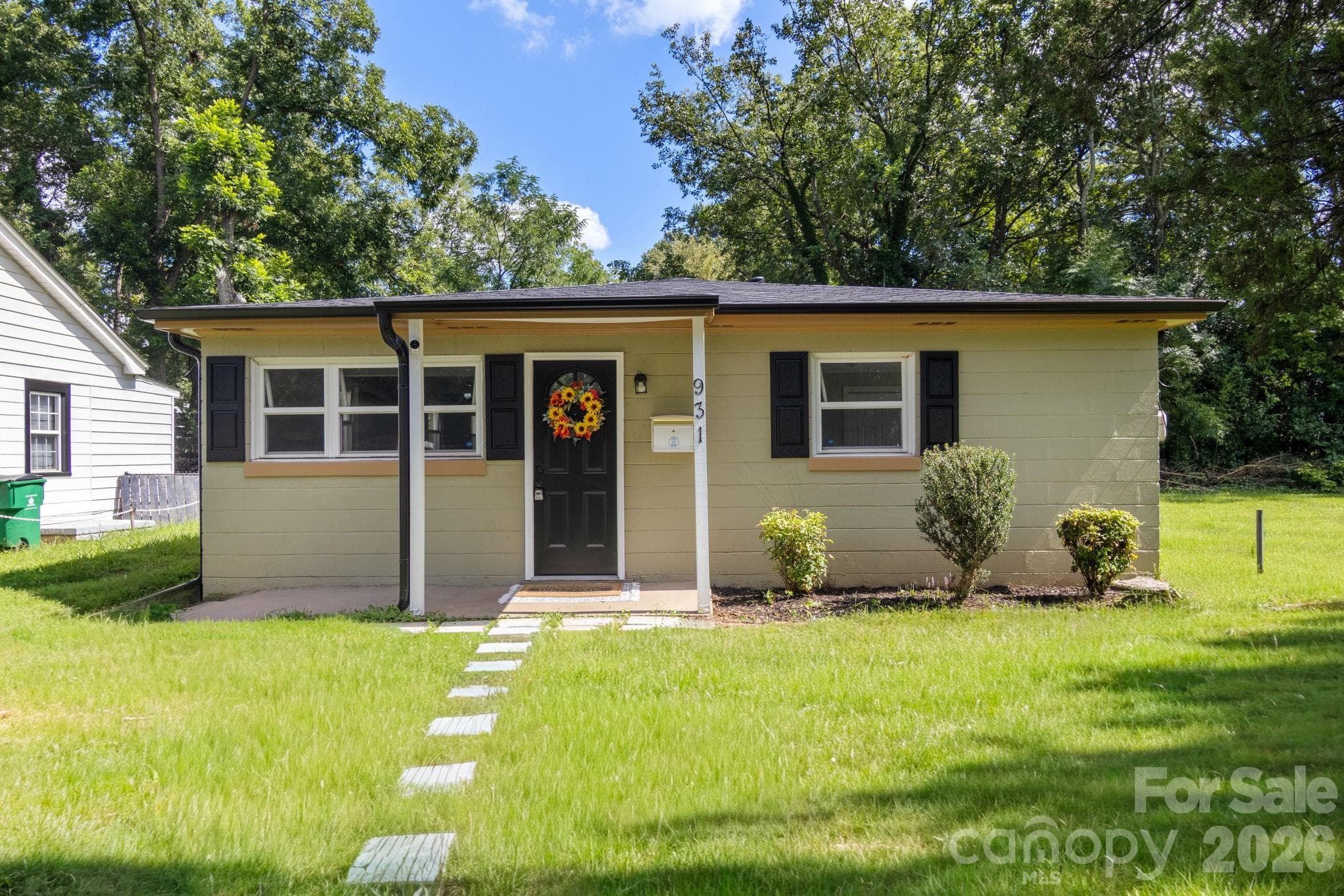 931 Reliance Street