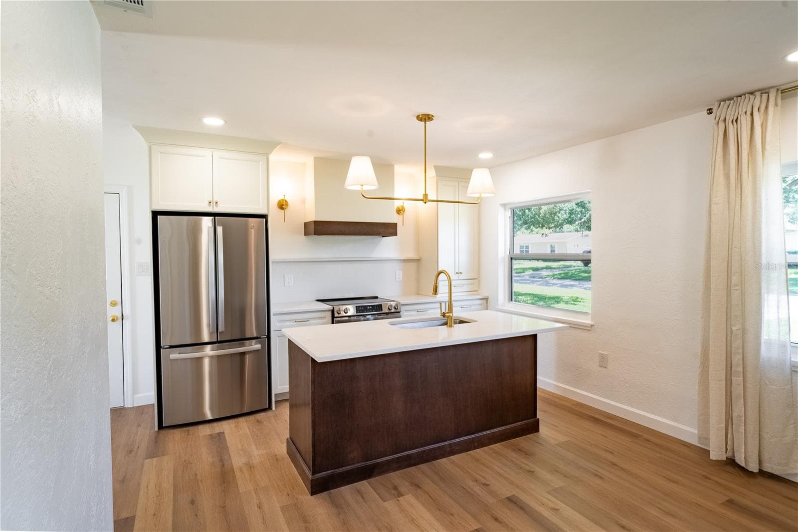 Single Family Residence at 2090 76TH ST N, ST PETERSBURG, photo 5 of 22