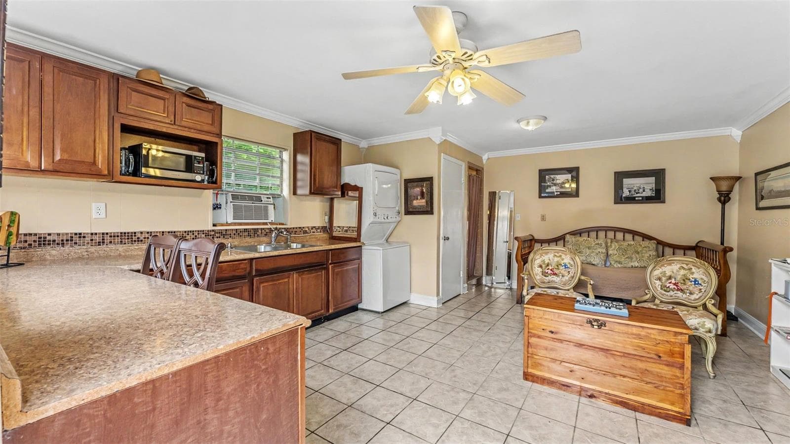Detached Suite - 212 KENWITH RD, LAKELAND