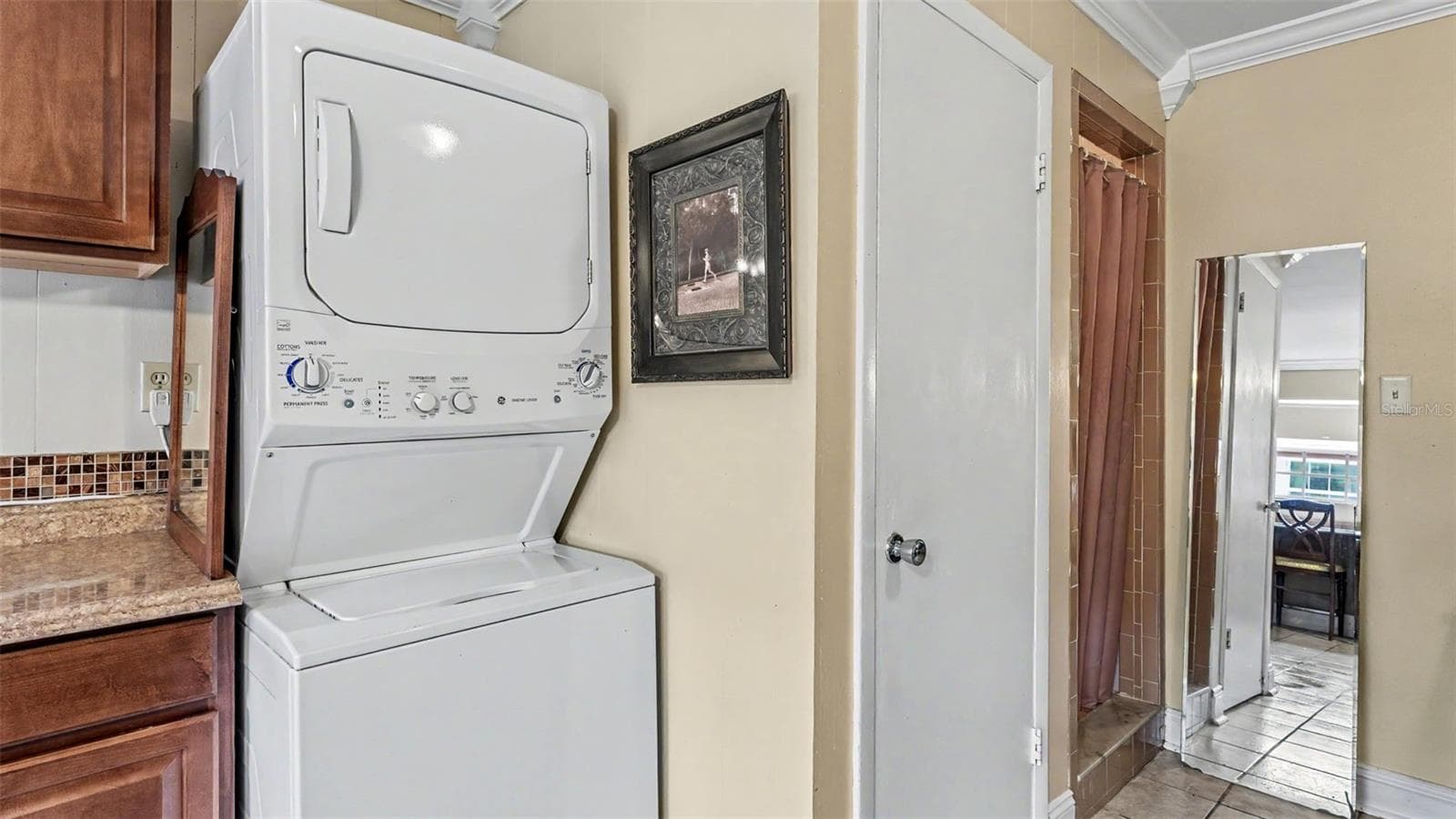 Detached Suite - 212 KENWITH RD, LAKELAND