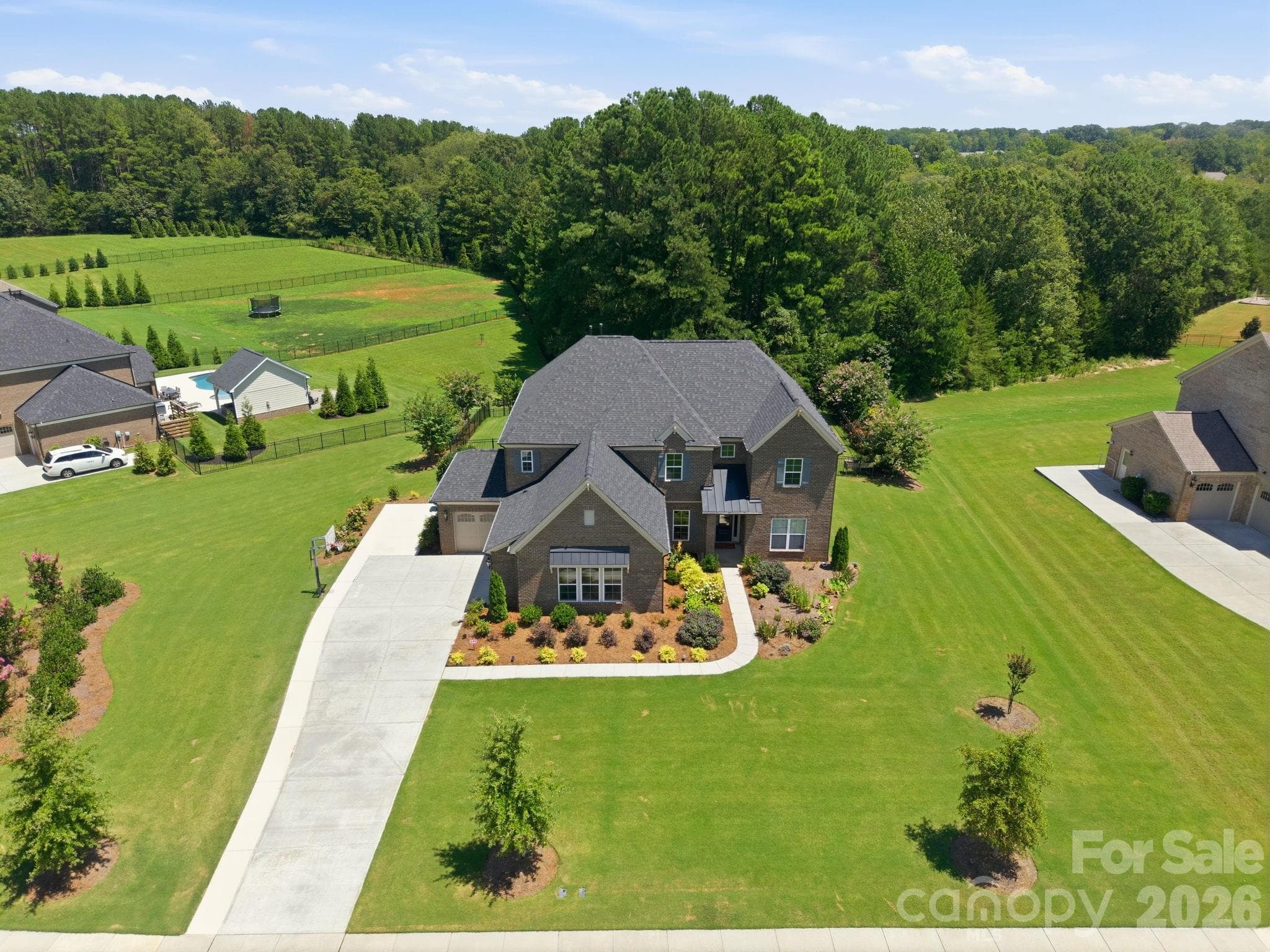 Single Family Residence at 721 Cavesson Way, Monroe, photo 8 of 48