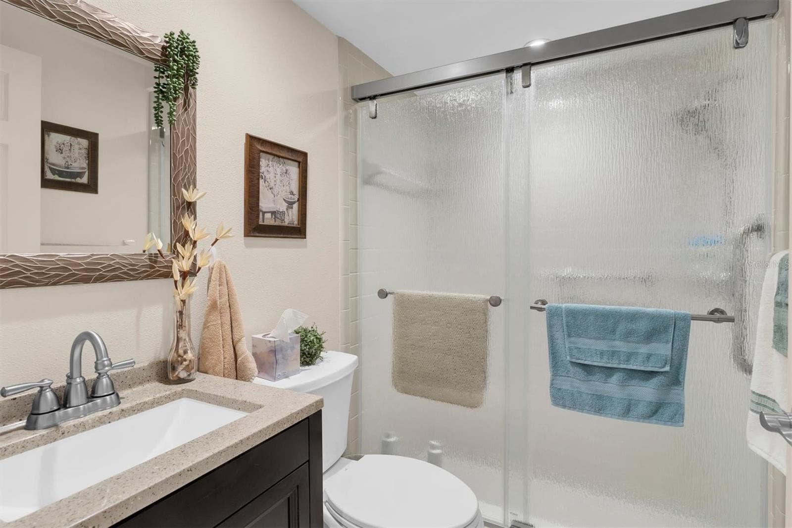 Guest Bathroom - 11436 VERSAILLES LN, PORT RICHEY