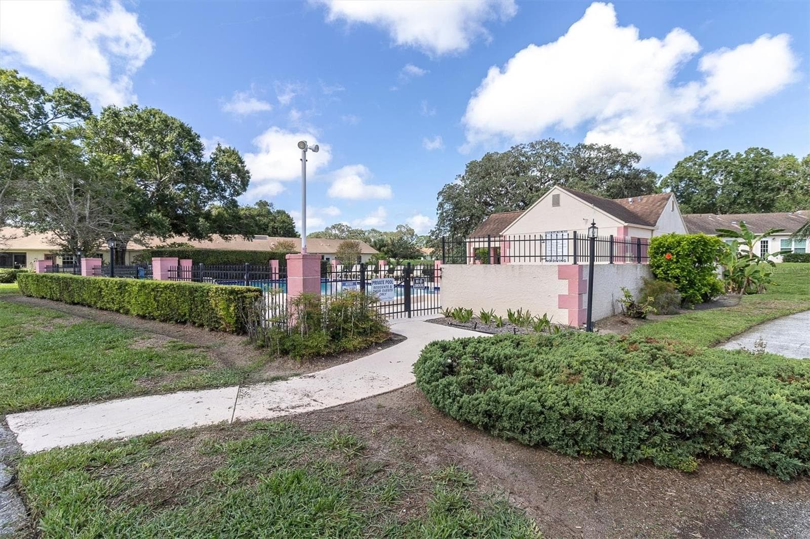 Chateau Village Community Pool - 11436 VERSAILLES LN, PORT RICHEY