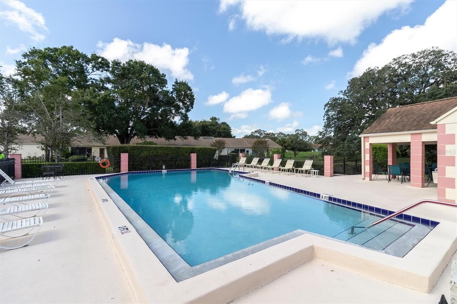 Chateau Village Community Pool - 11436 VERSAILLES LN, PORT RICHEY