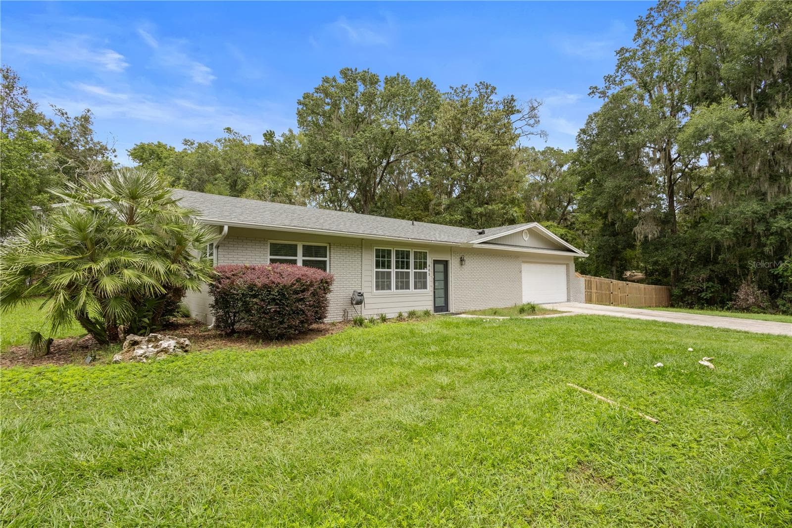 805 NW 40TH TER