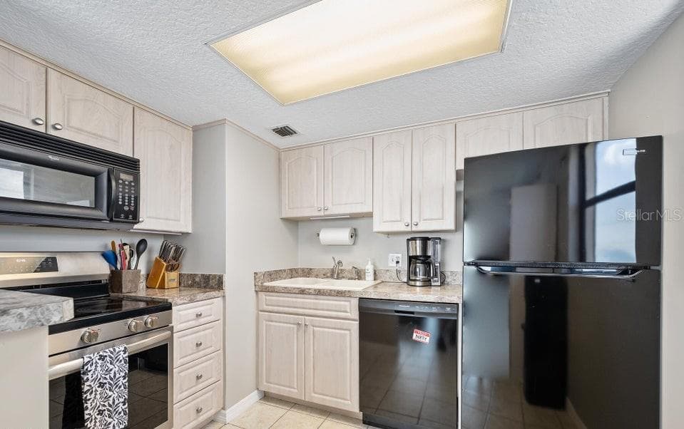 Condominium at 2700 OCEAN SHORE BLVD #518, ORMOND BEACH, photo 23 of 47