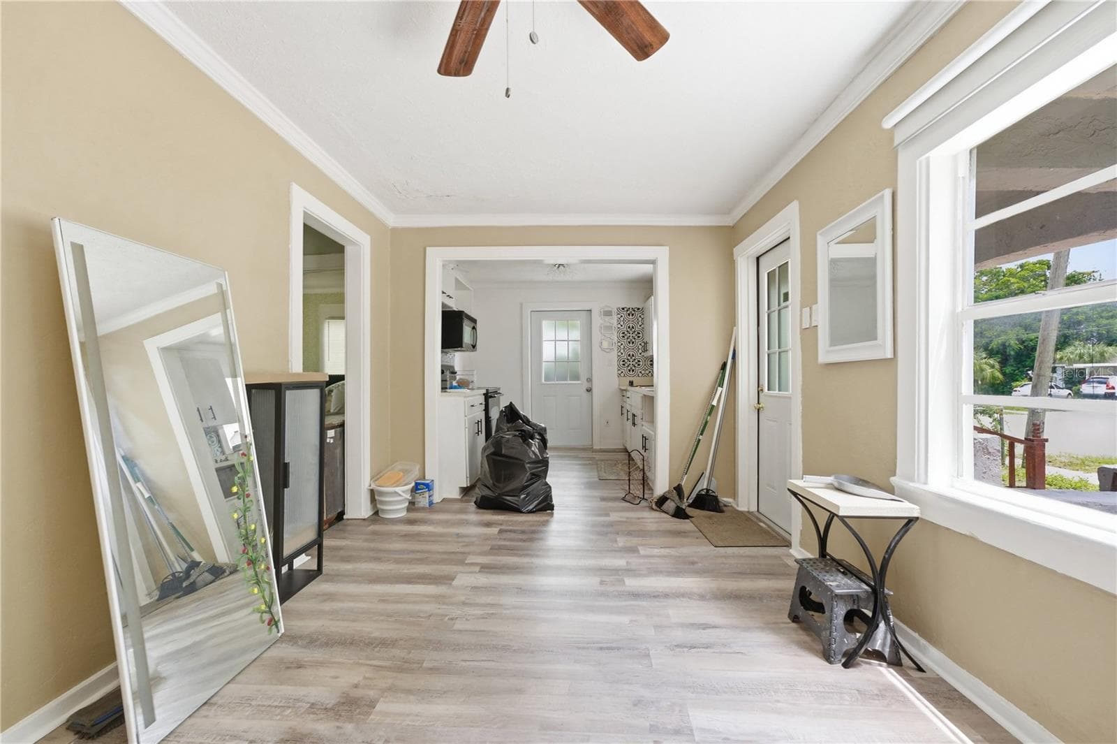 Single Family Residence at 1553 29TH ST, SARASOTA, photo 6 of 25