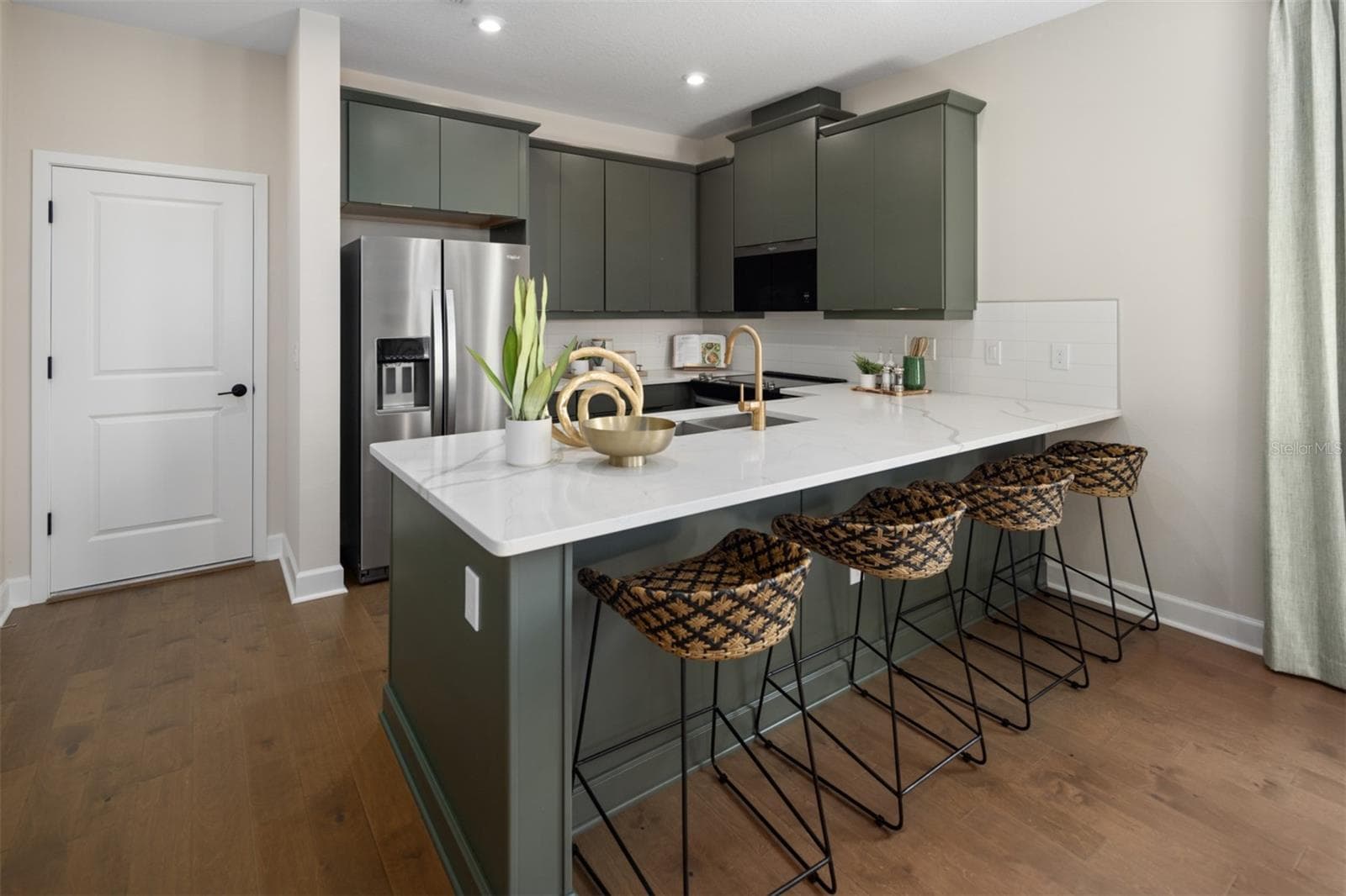 Meadowlark Landing Catalina II Model Kitchen - 2832 CAMELLIA FLOWER ST, APOPKA