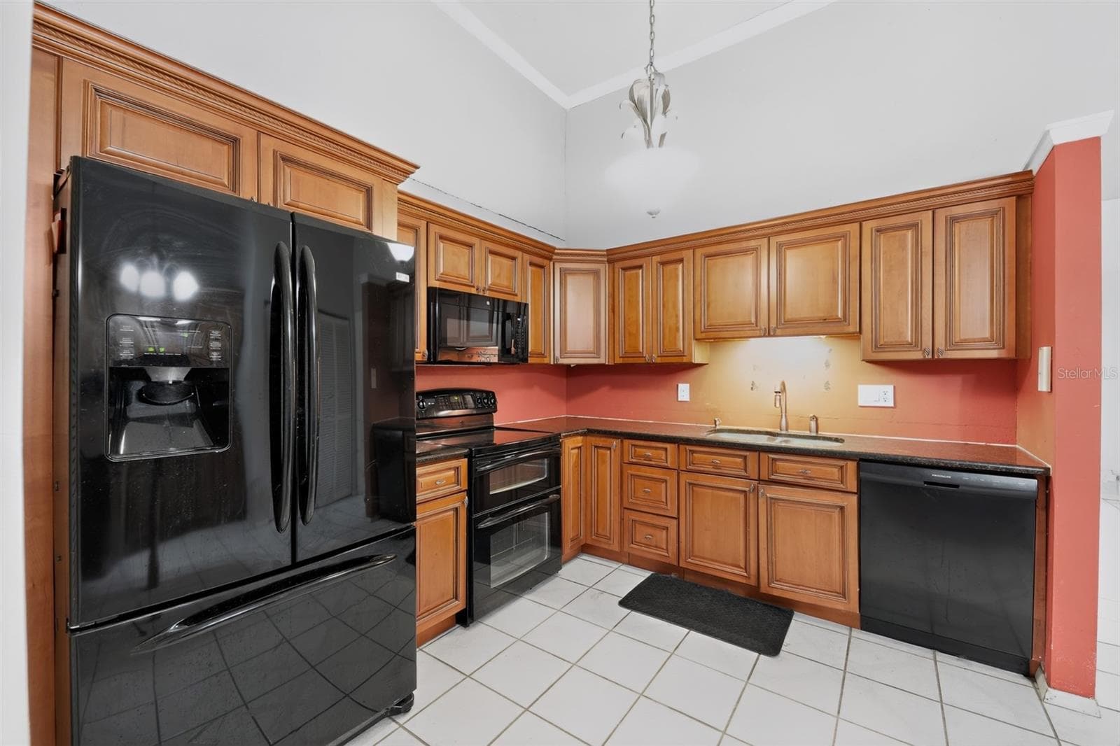 kitchen - 3205 LAUREL DALE DR, TAMPA