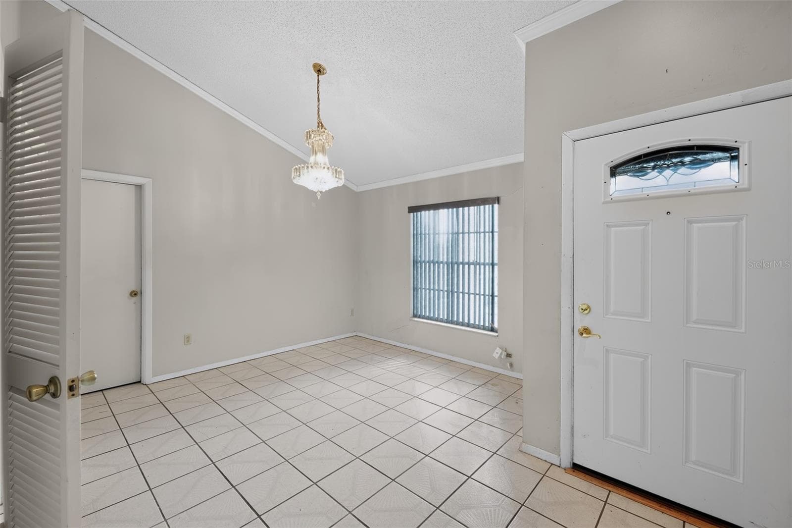 foyer - 3205 LAUREL DALE DR, TAMPA
