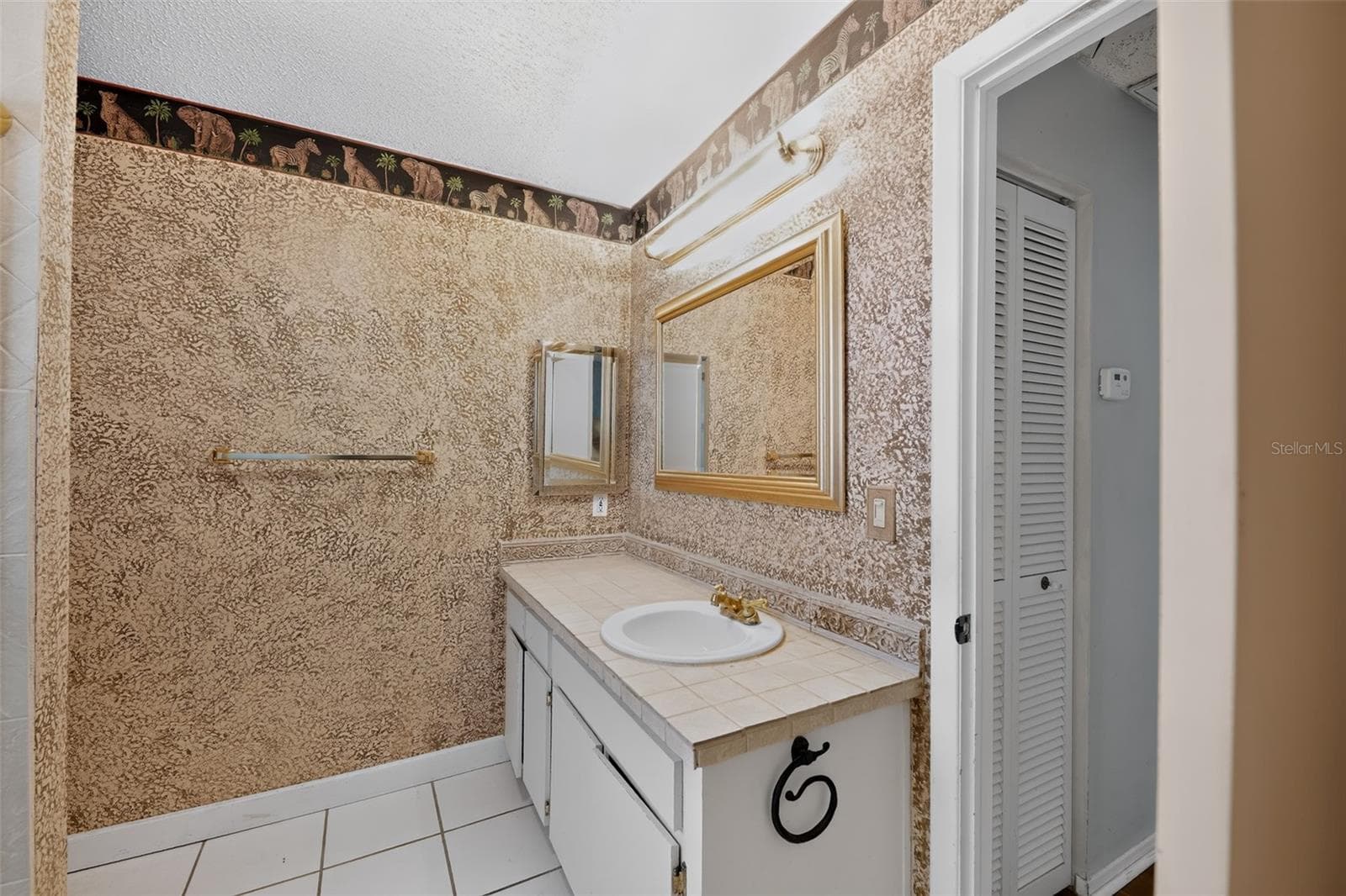 bathroom - 3205 LAUREL DALE DR, TAMPA