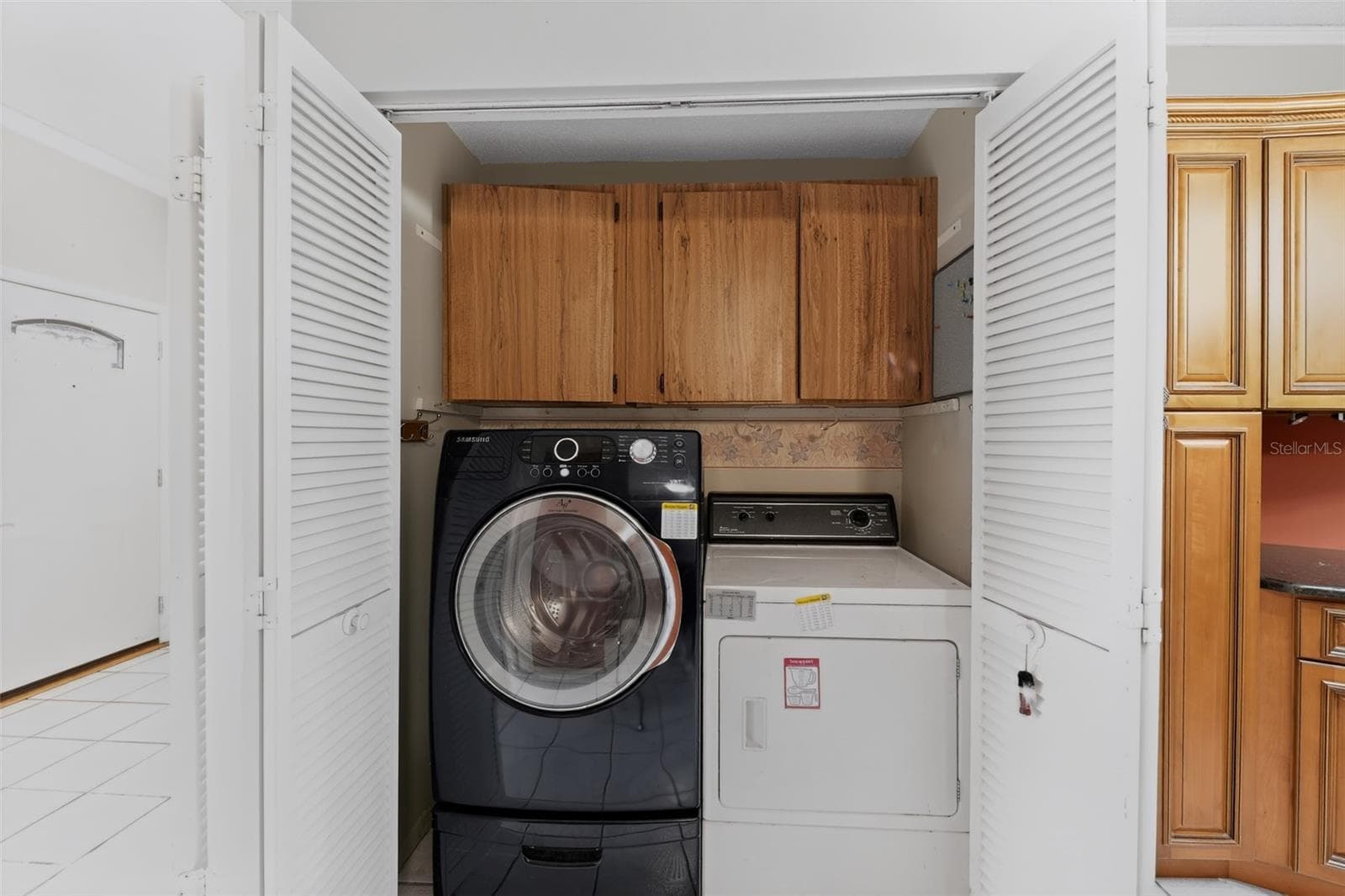 laundry room - 3205 LAUREL DALE DR, TAMPA