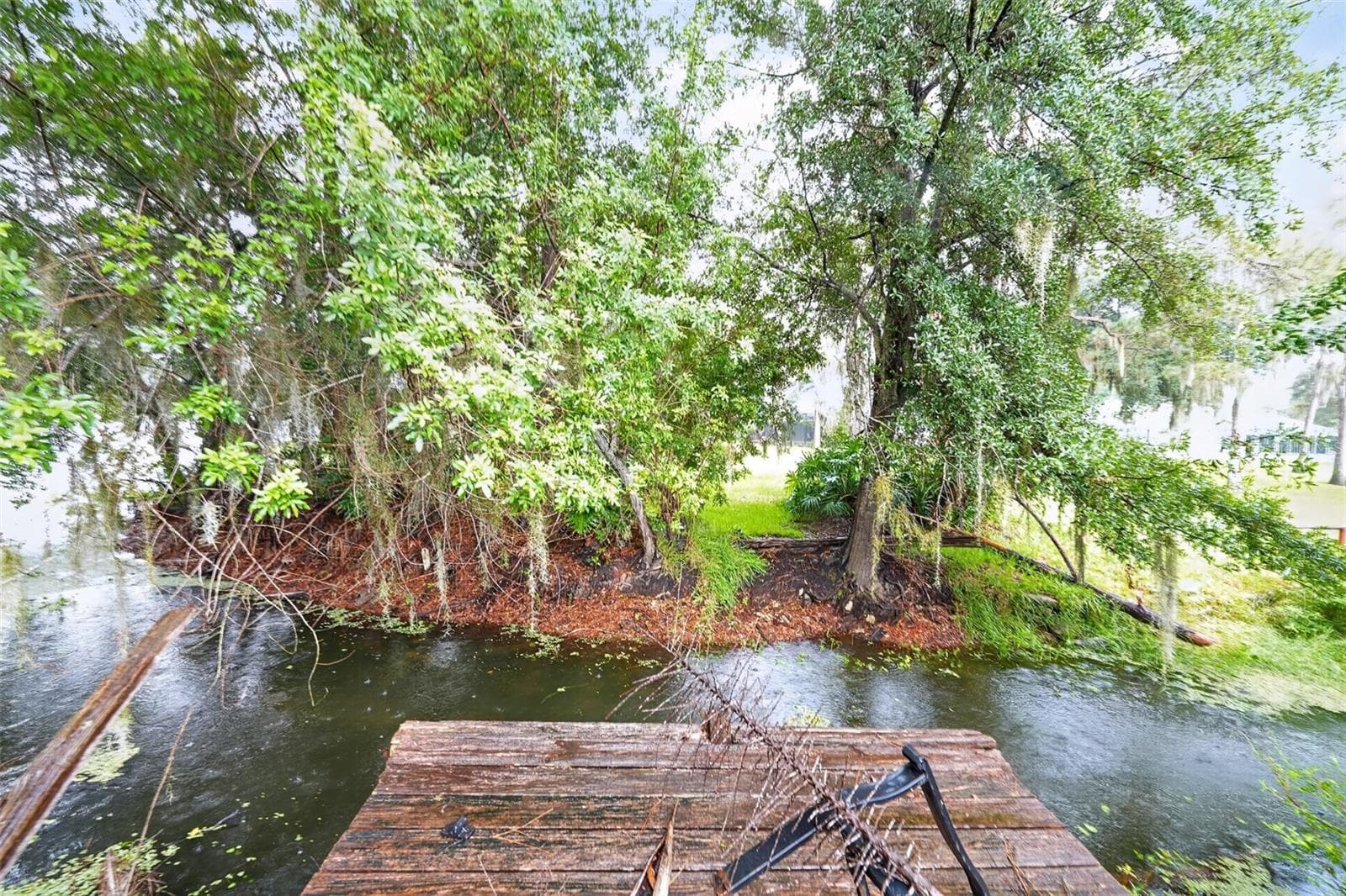 canal - 3205 LAUREL DALE DR, TAMPA