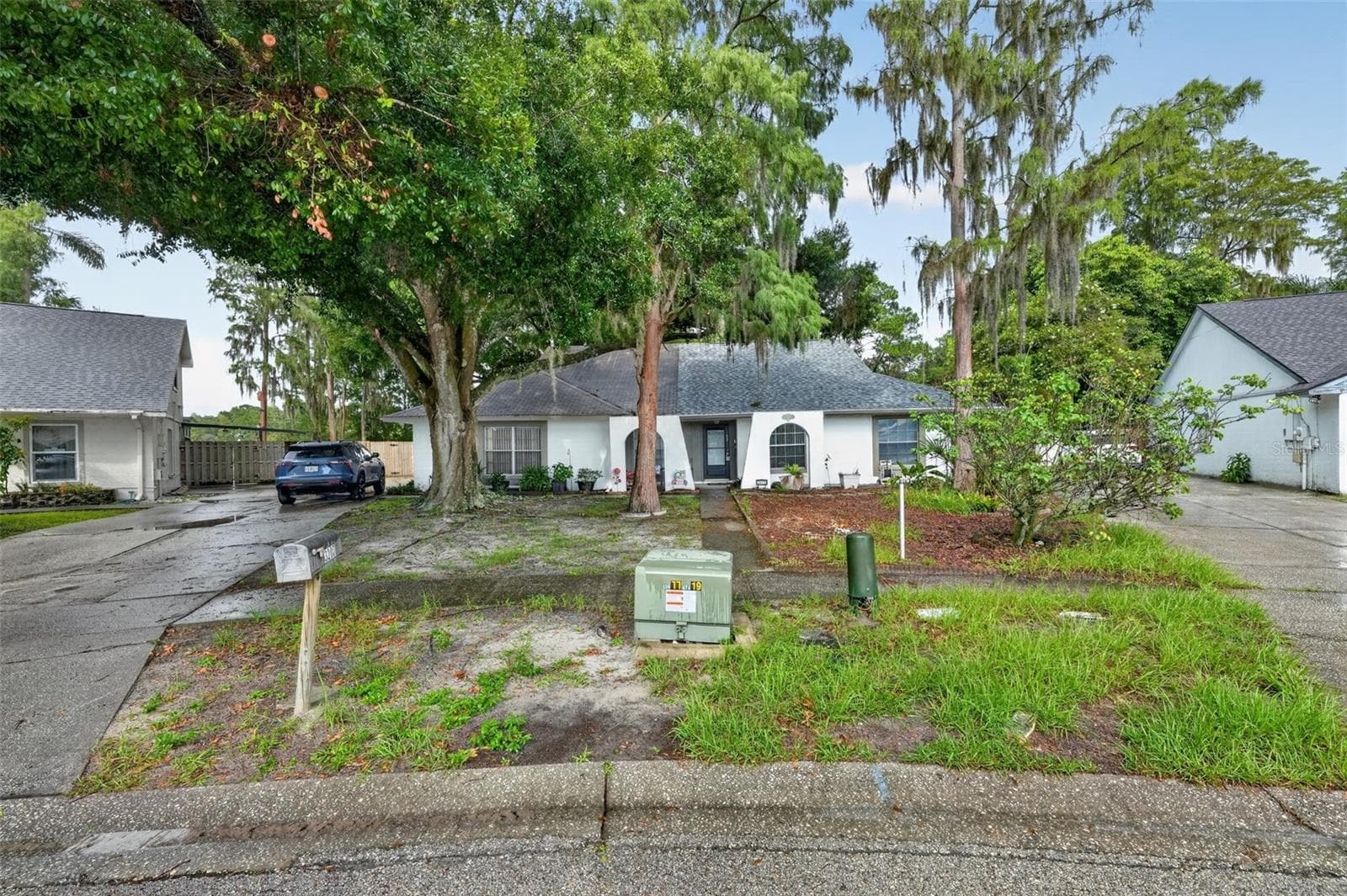 front - 3205 LAUREL DALE DR, TAMPA