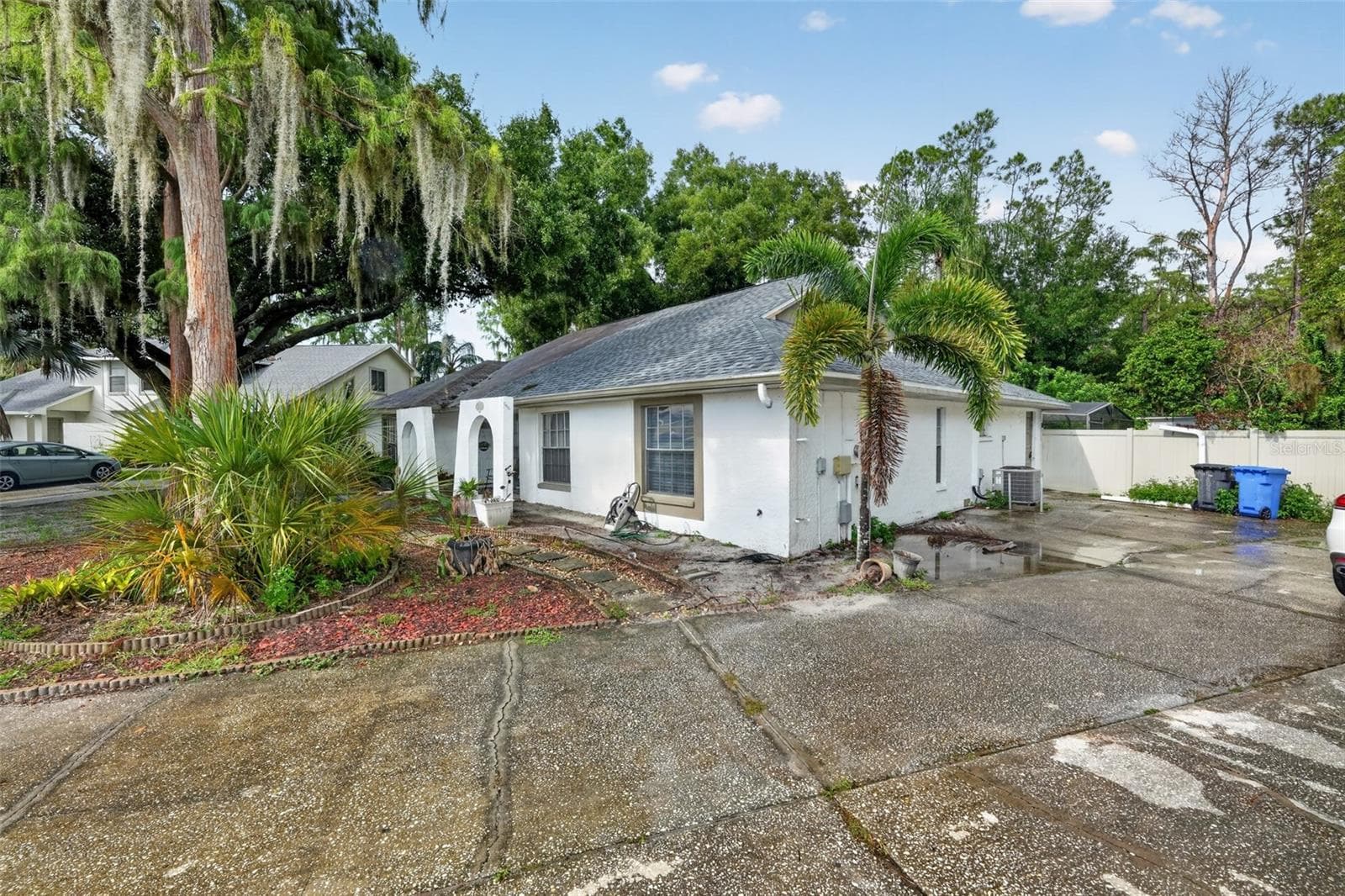 front - 3205 LAUREL DALE DR, TAMPA