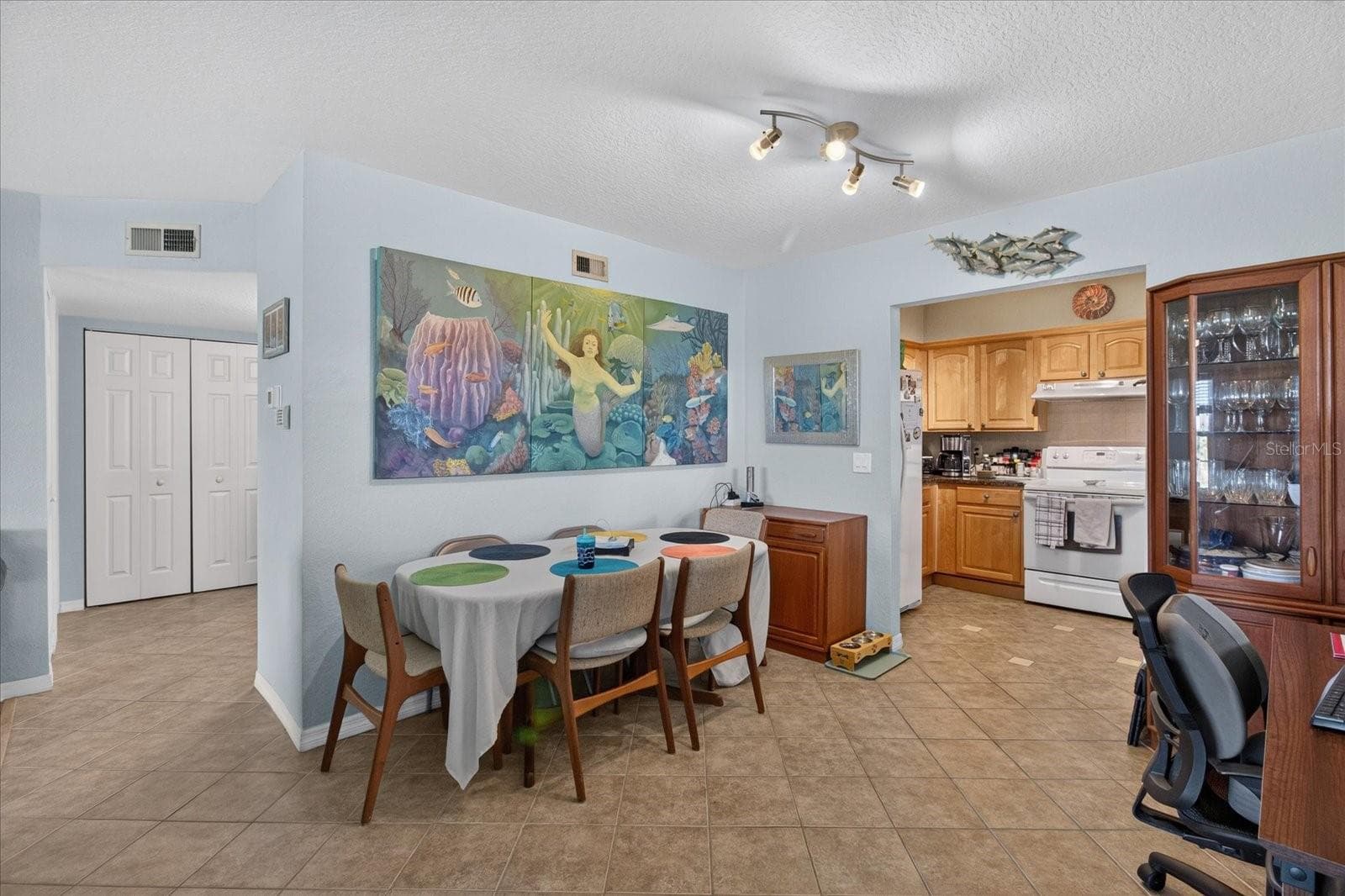 Dining Area That Leads to The Kitchen.Tile Floors In The Kitchen & Dining Area - 6100 GULFPORT BLVD S #401, GULFPORT
