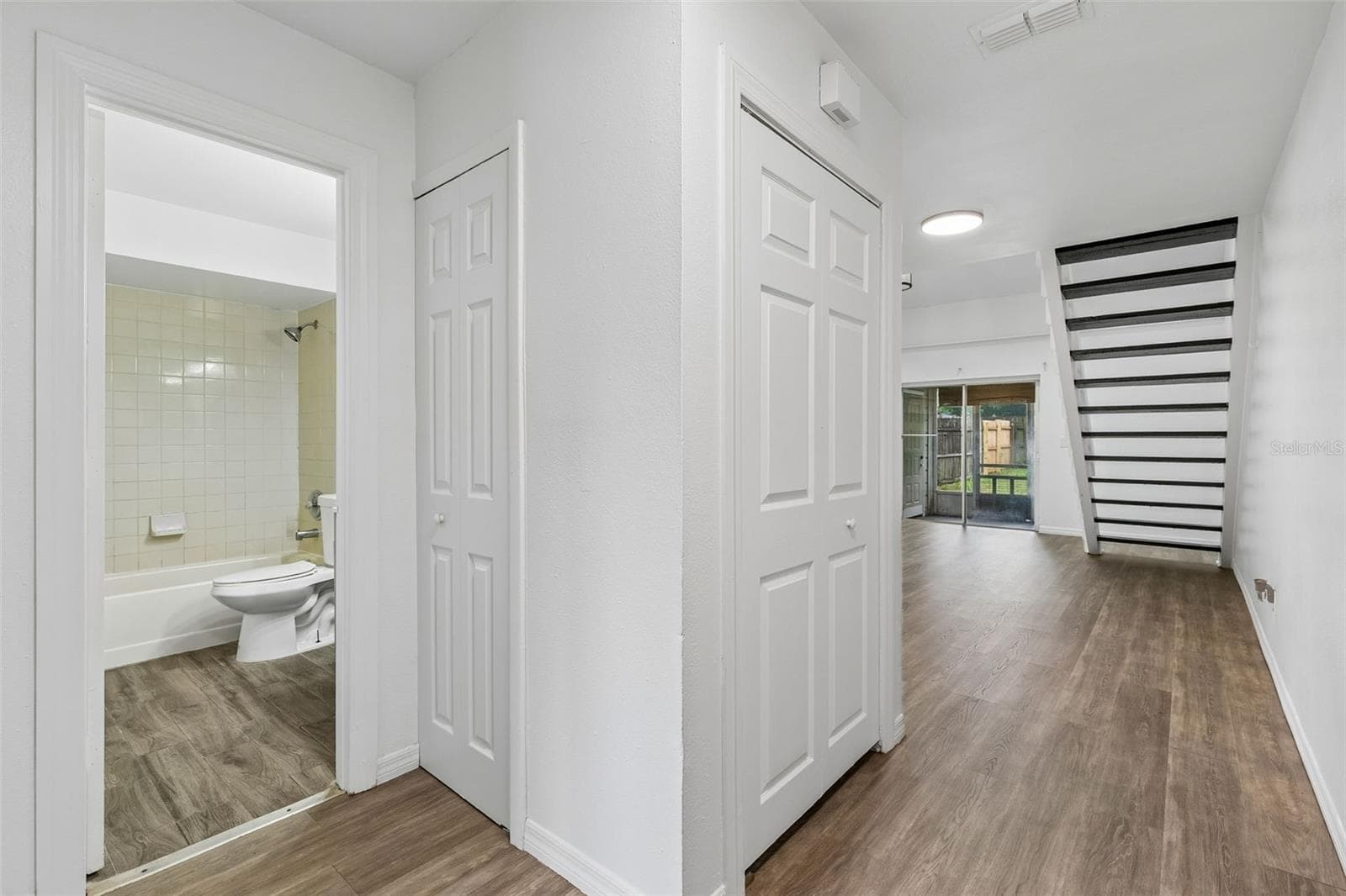 Townhouse at 2835 HUNT CLUB LN, ORLANDO, photo 10 of 20