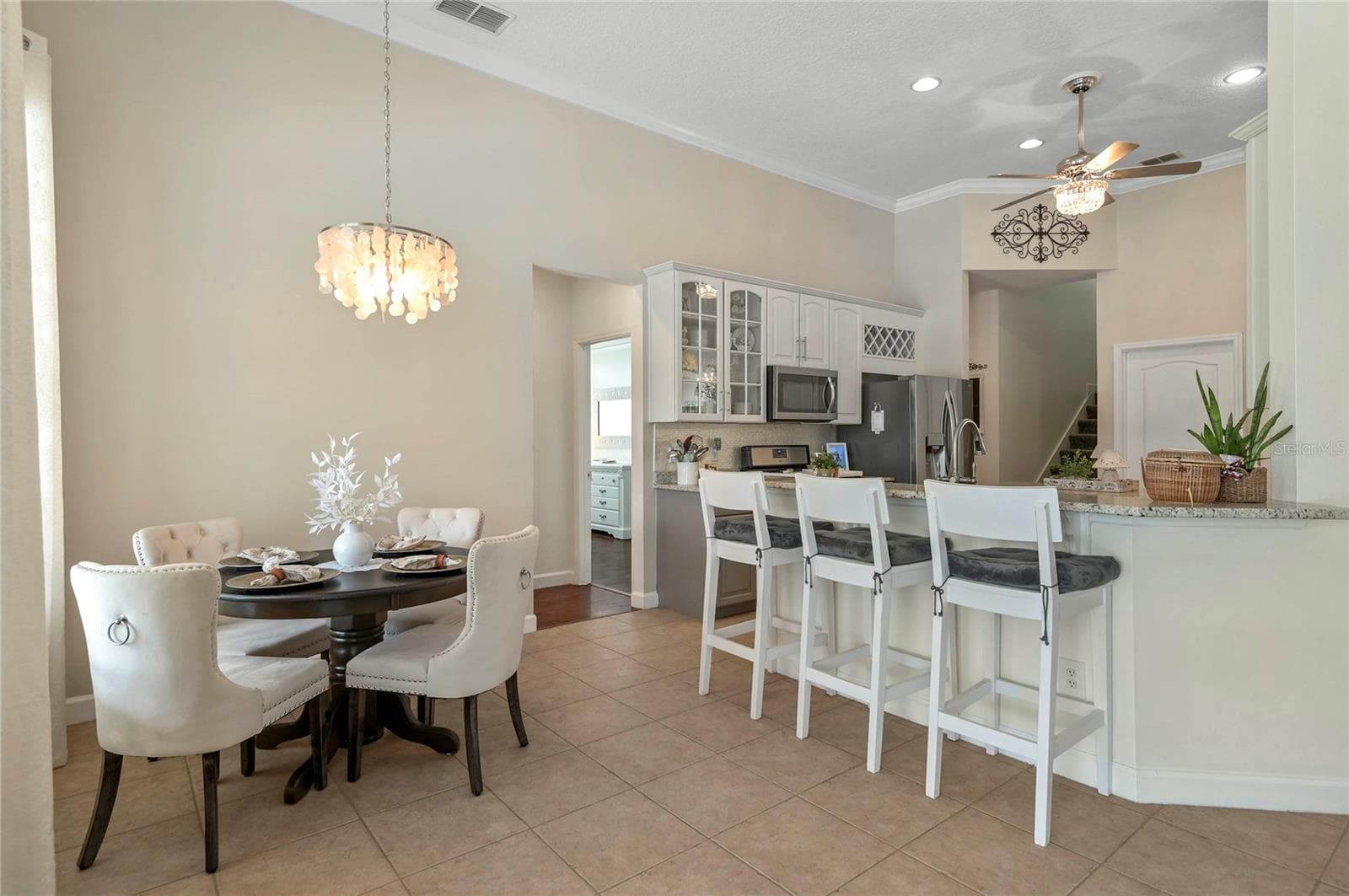 kitchen bar and dinette area - 2848 ALOMA LAKE RUN, OVIEDO