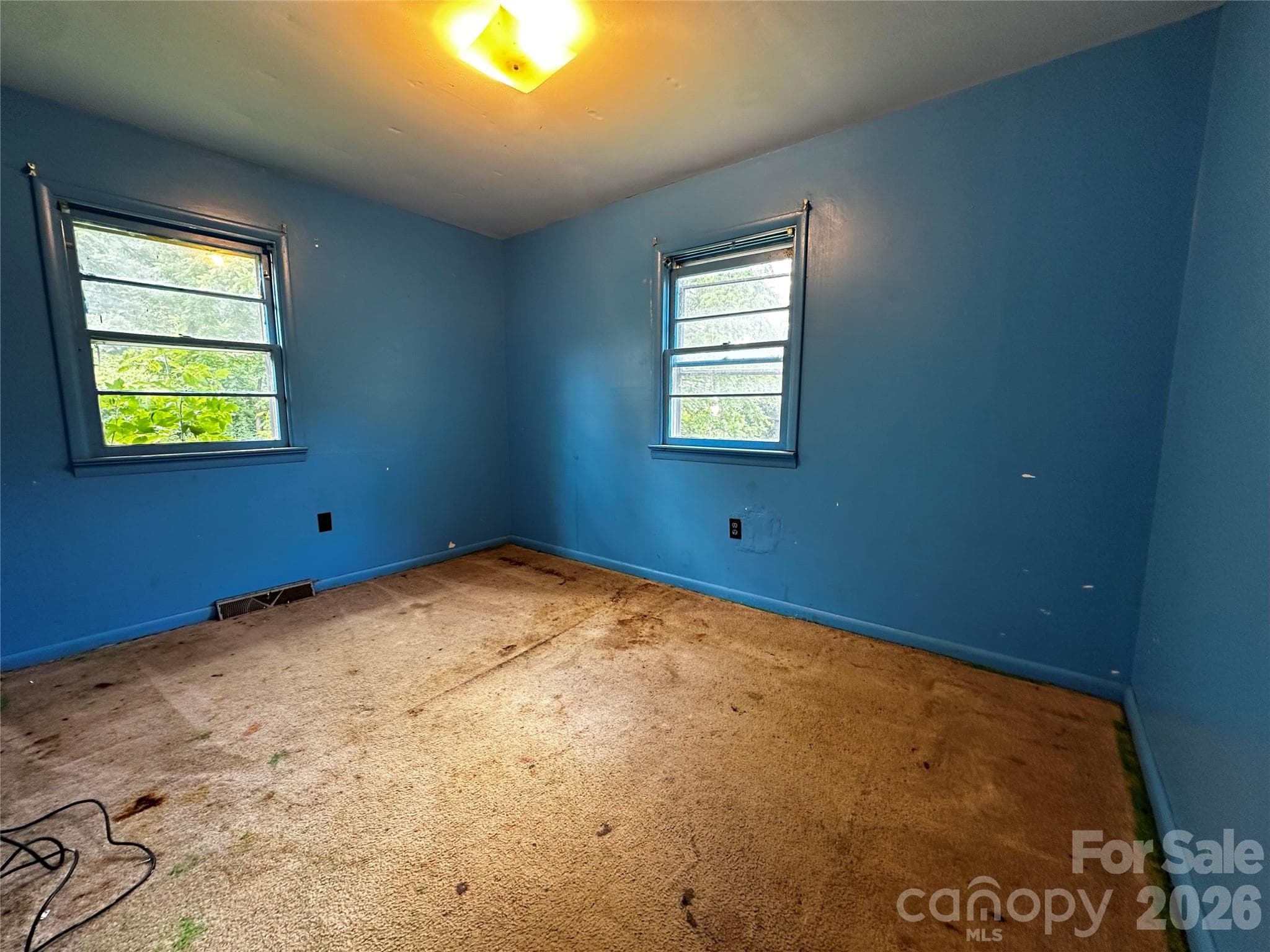 Single Family Residence at 440 Old US 19e Highway, Spruce Pine, photo 18 of 20