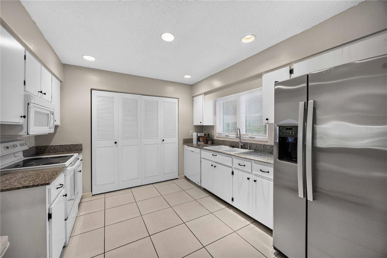 Condominium at 4565 TIPPECANOE TRL #22, SARASOTA, photo 14 of 47