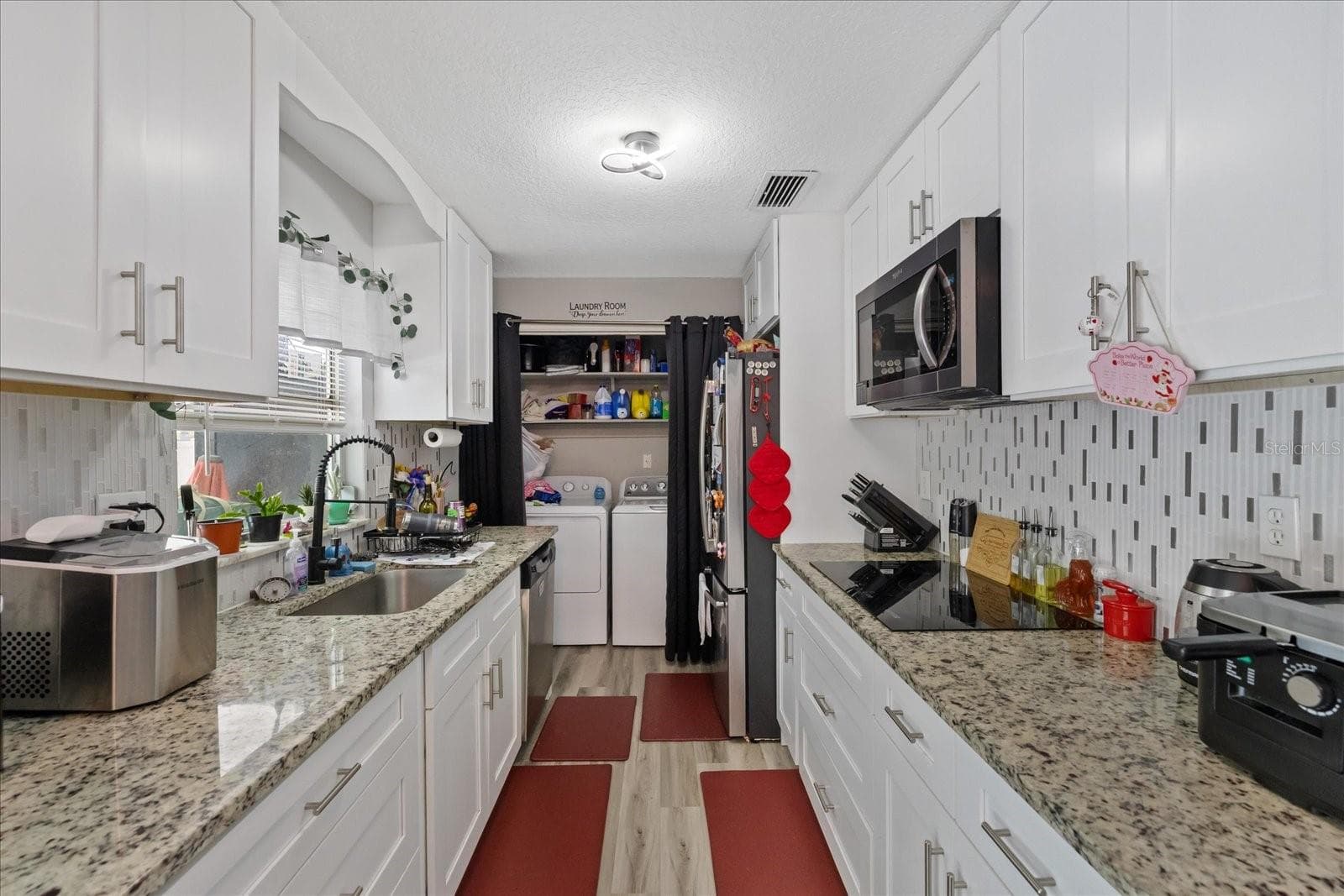 Single Family Residence at 4552 CYNTHIA LN, SPRING HILL, photo 13 of 39