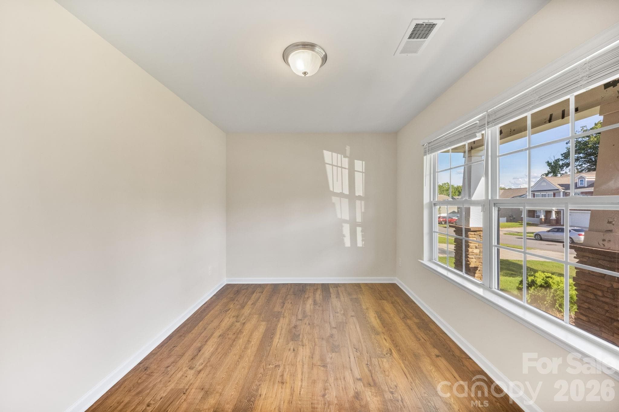 Single Family Residence at 8523 Mansell Court, Charlotte, photo 9 of 37