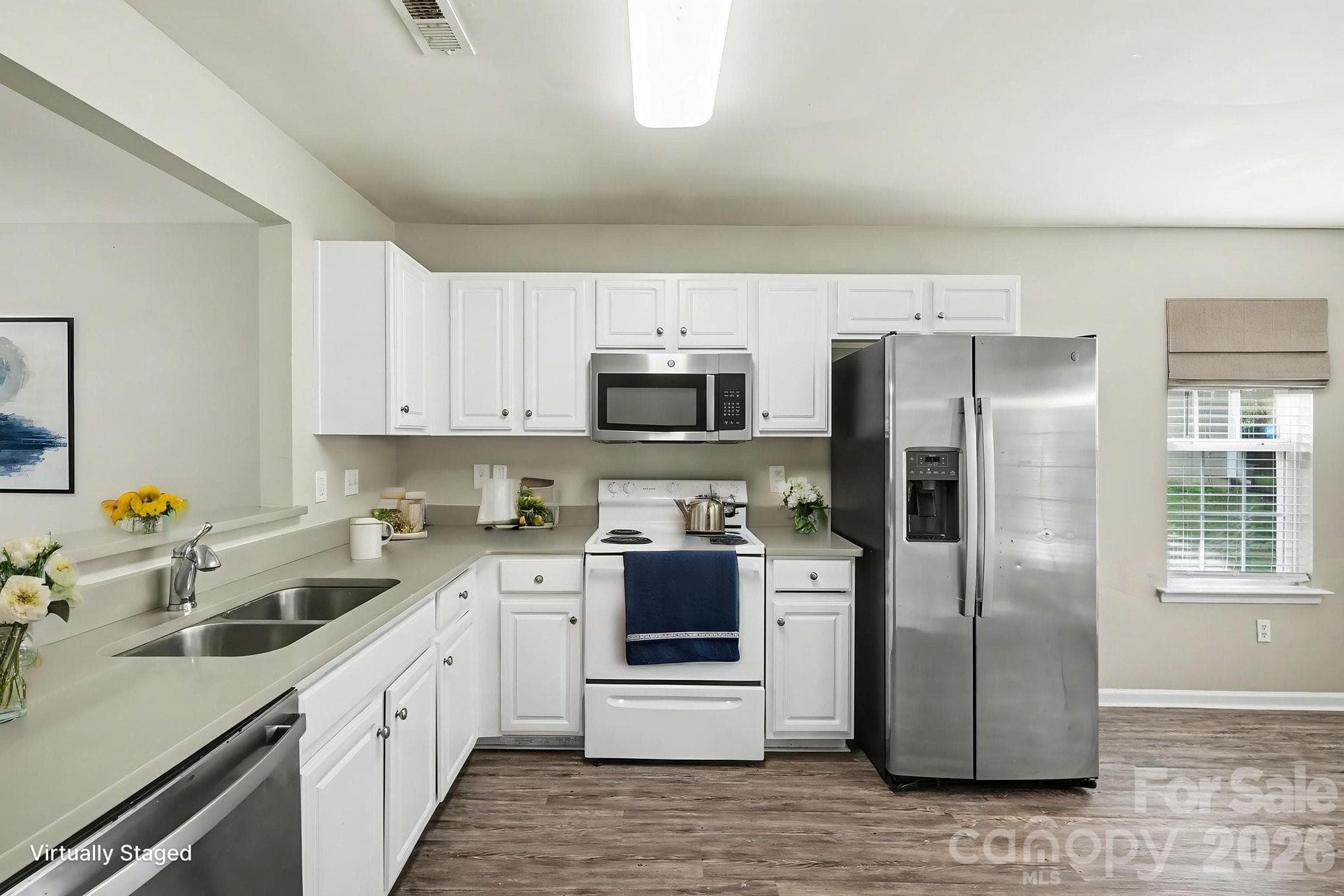 Single Family Residence at 911 Valley Ridge Road, Charlotte, photo 11 of 24