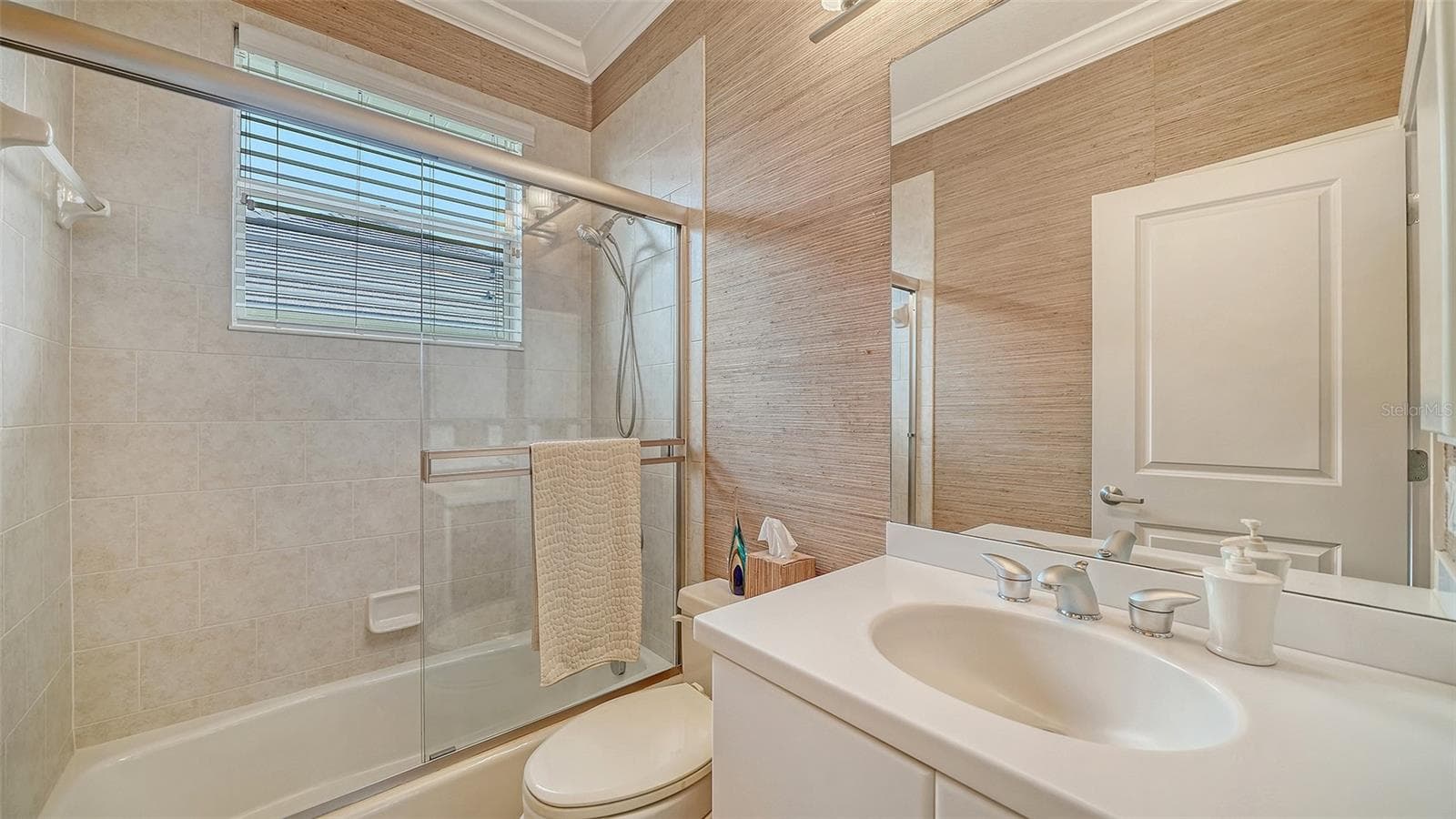 Single Family Residence at 5325 ANTHONY LN, SARASOTA, photo 33 of 66